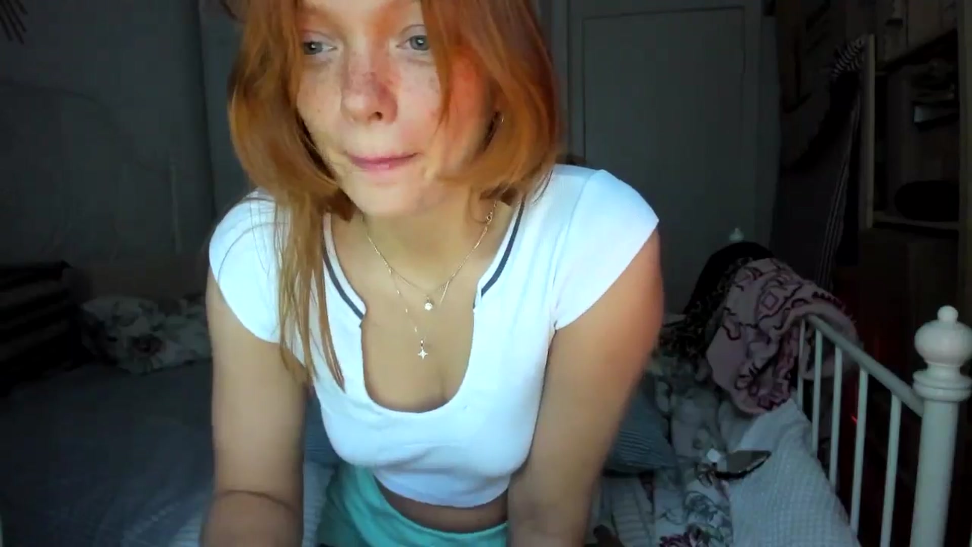 Gallery image thumbnail from greenzone's myfreecams stream on, 05/18/2024, 14:22 image 8 of 20