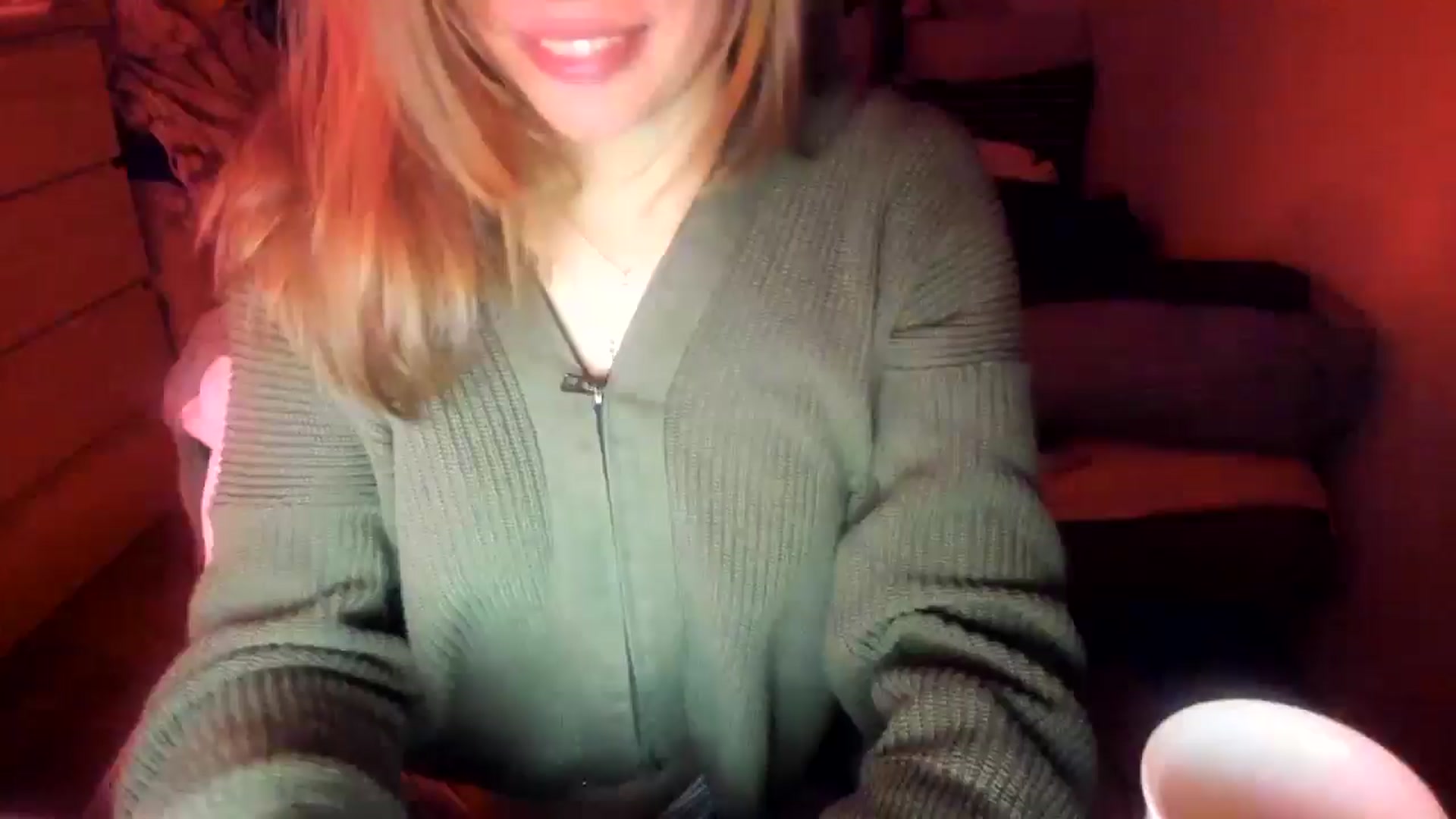 Gallery image thumbnail from greenzone's myfreecams stream on, 09/21/2024, 20:13 image 10 of 20