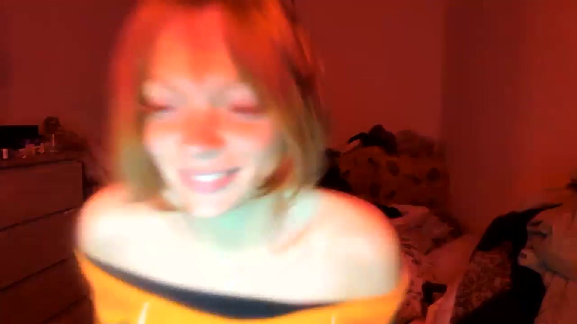 Gallery image thumbnail from greenzone's myfreecams stream on, 10/30/2024, 14:07 image 16 of 20