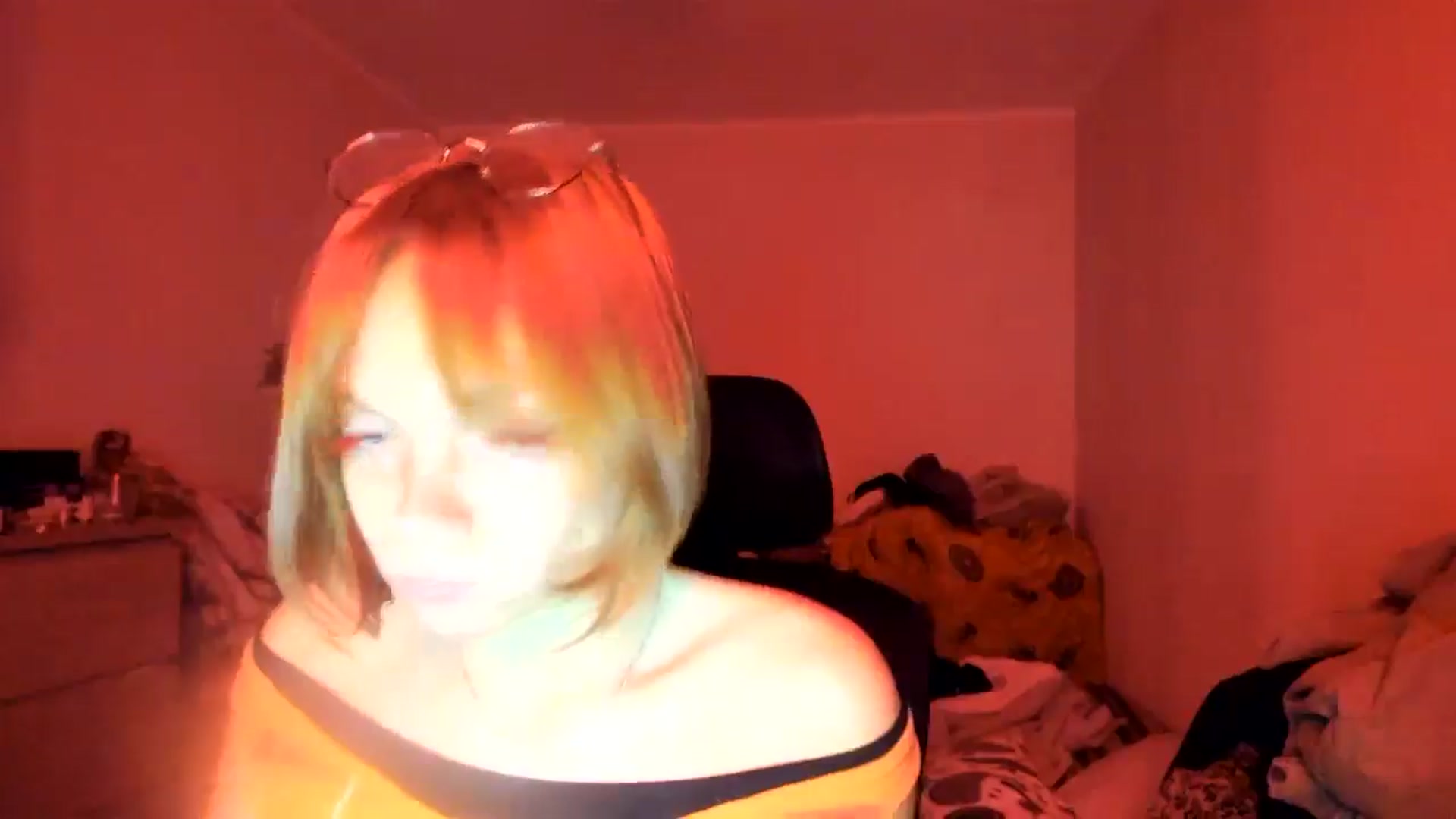 Gallery image thumbnail from greenzone's myfreecams stream on, 10/30/2024, 14:07 image 4 of 20
