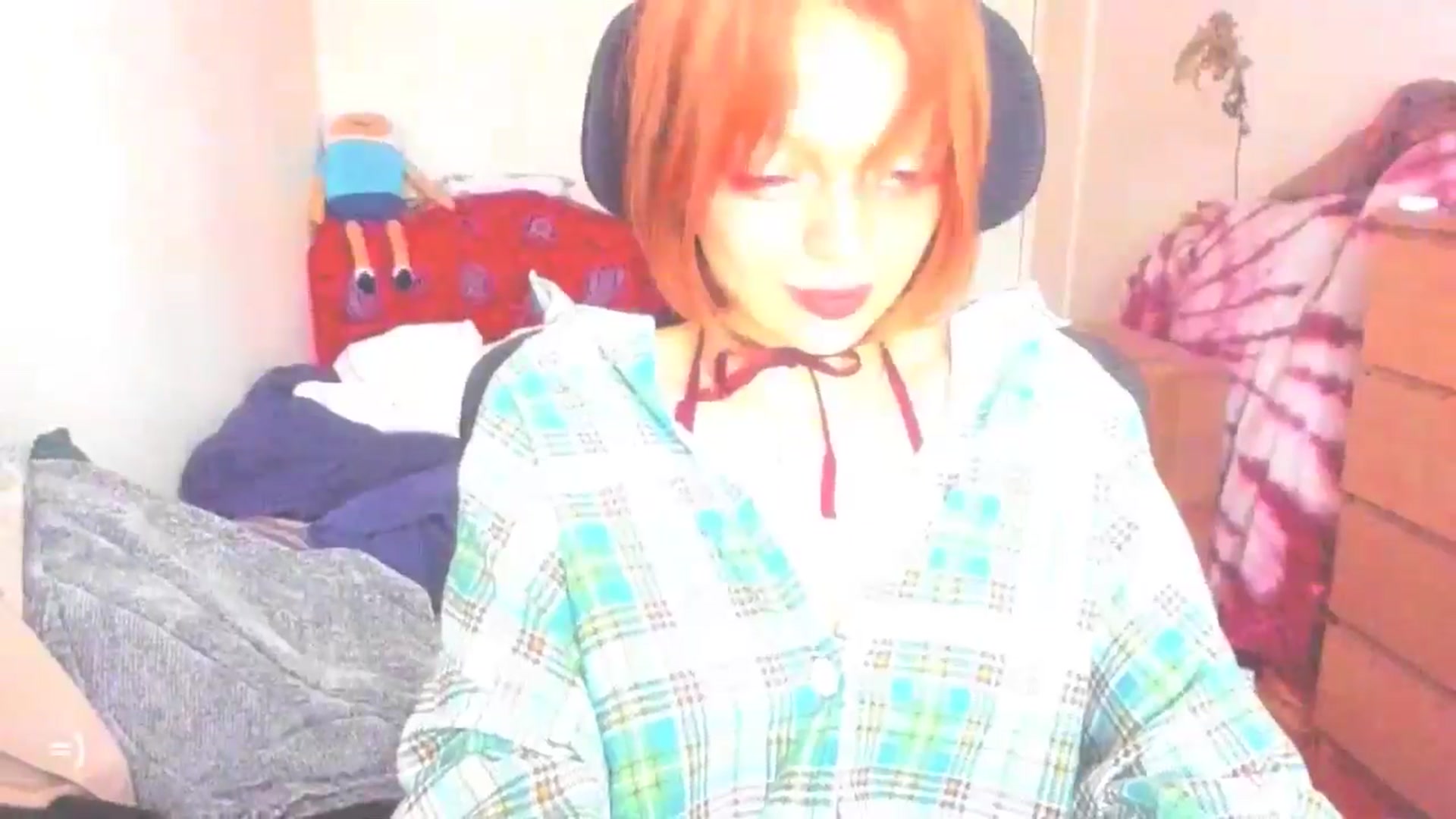 Gallery image thumbnail from greenzone's myfreecams stream on, 11/16/2024, 08:38 image 10 of 20