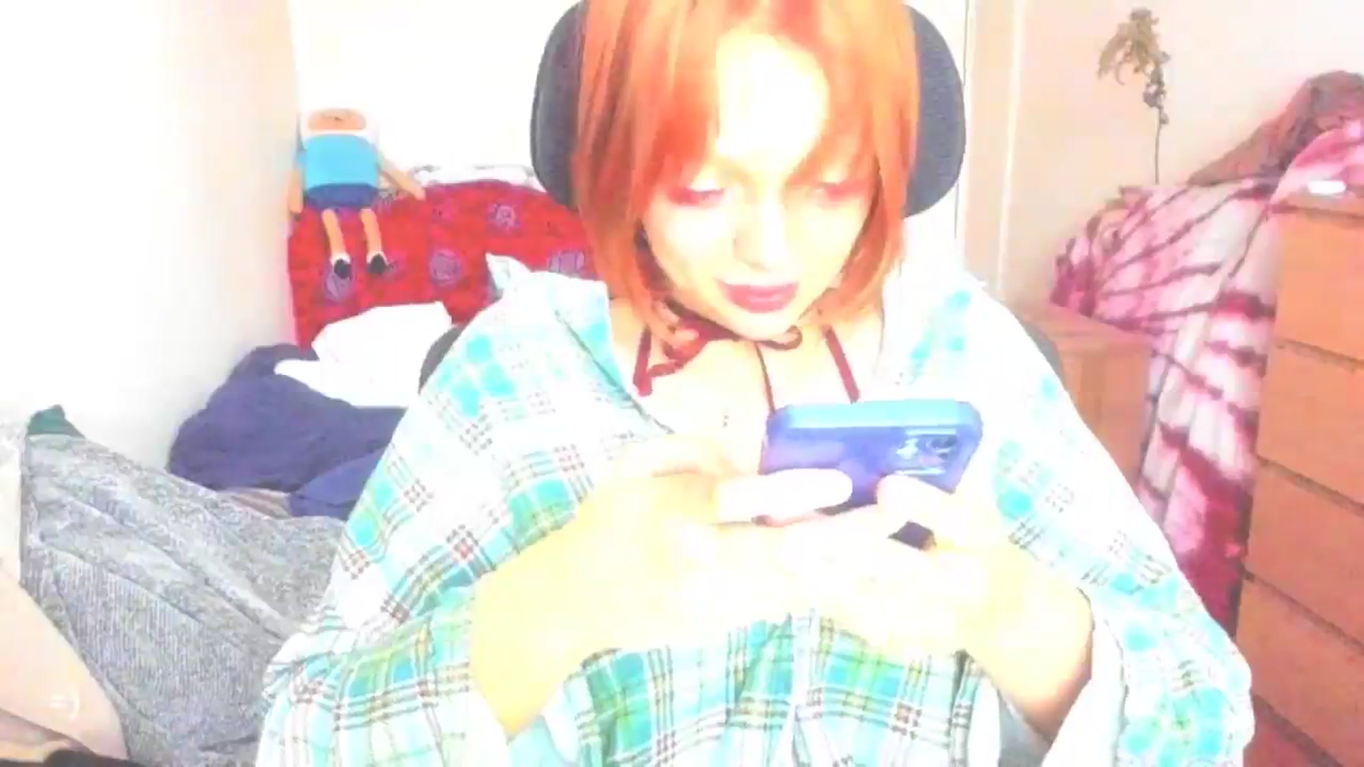 Gallery image thumbnail from greenzone's myfreecams stream on, 11/16/2024, 08:38 image 8 of 20