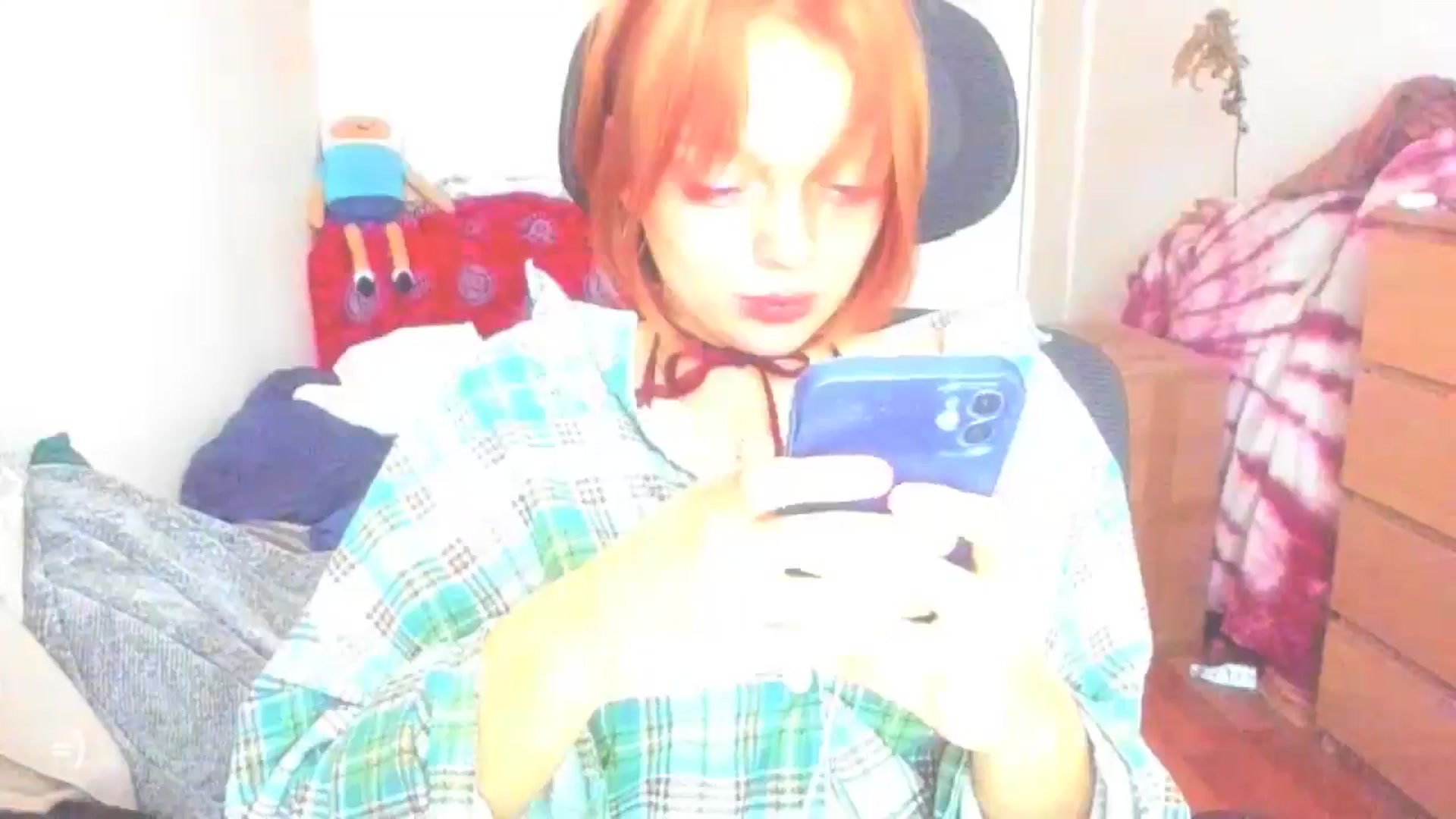 Gallery image thumbnail from greenzone's myfreecams stream on, 11/16/2024, 08:38 image 11 of 20