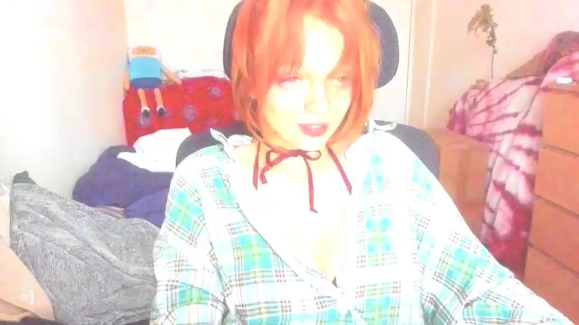 Gallery image thumbnail from greenzone's myfreecams stream on, 11/16/2024, 08:38 image 14 of 20