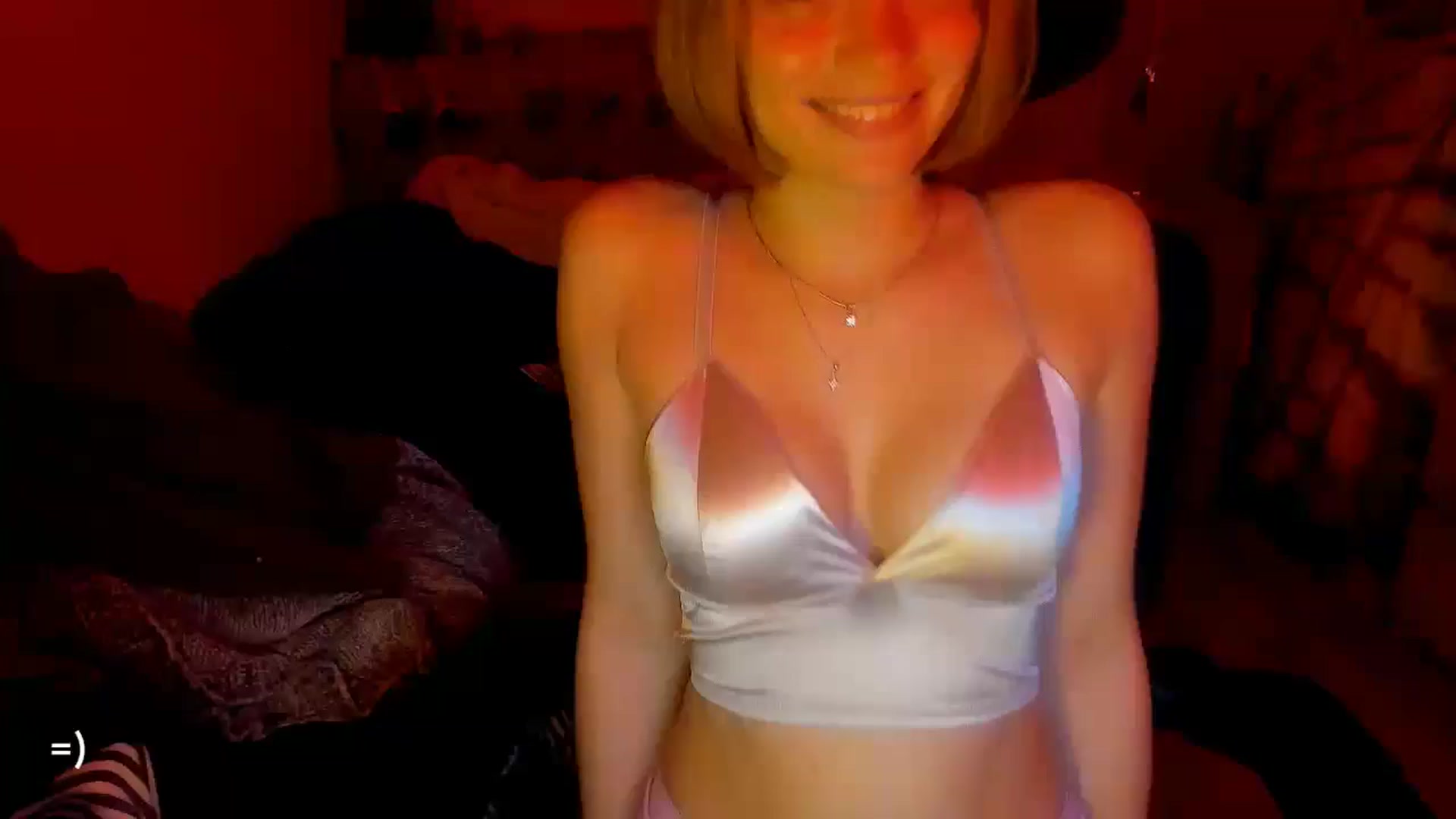 Gallery image thumbnail from greenzone's myfreecams stream on, 11/18/2024, 15:00 image 6 of 20