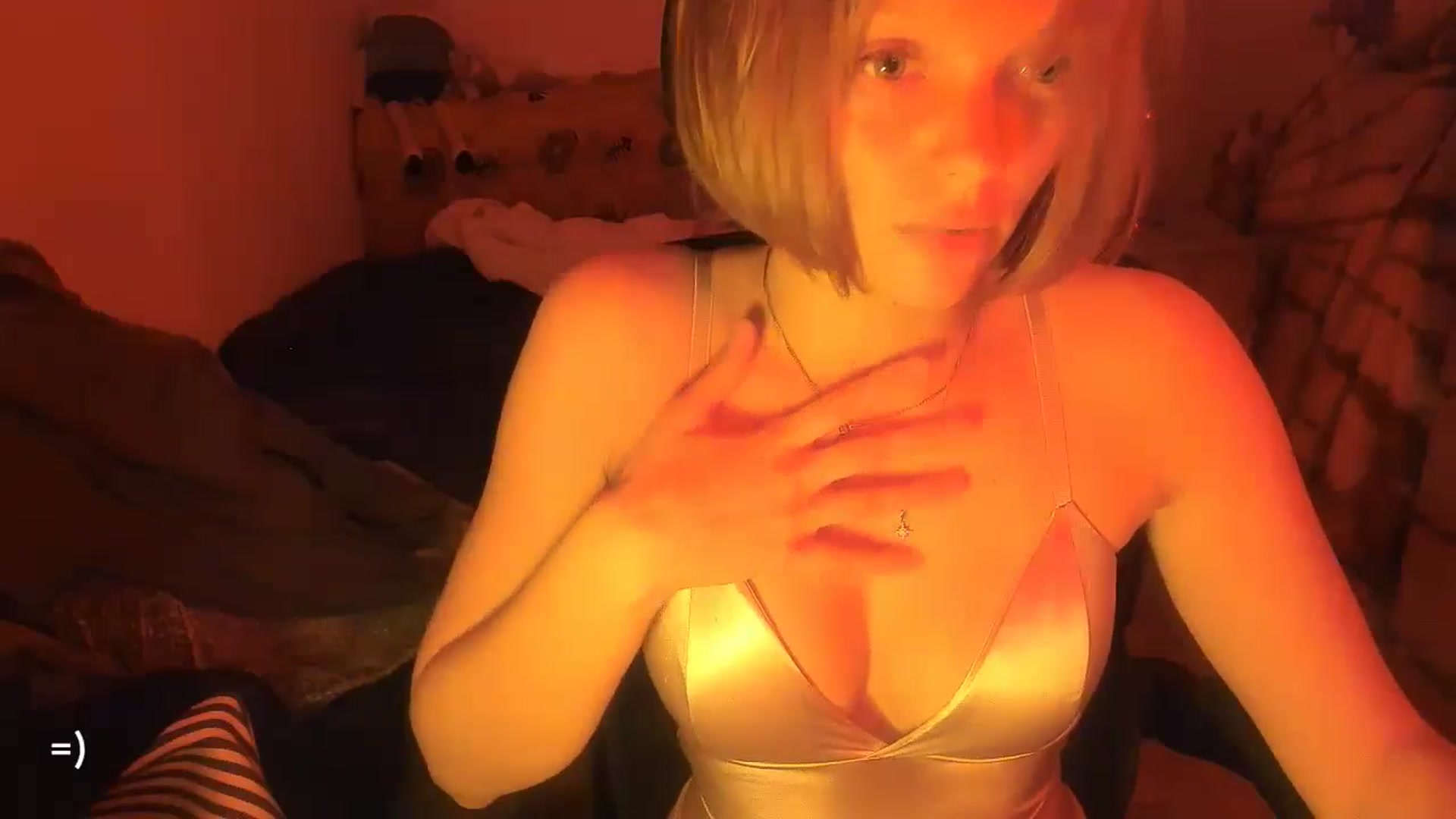 Gallery image thumbnail from greenzone's myfreecams stream on, 11/18/2024, 16:18 image 5 of 20