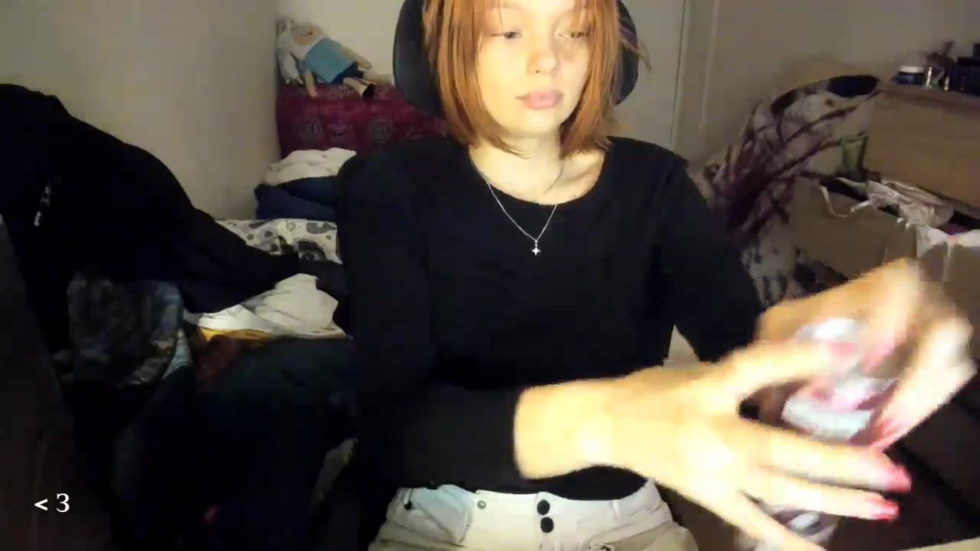 Gallery image thumbnail from greenzone's myfreecams stream on, 01/28/2025, 18:36 image 9 of 20