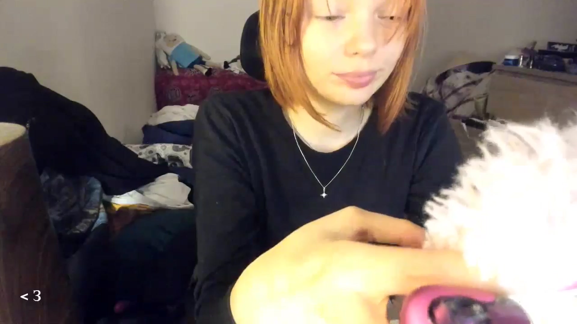 Gallery image thumbnail from greenzone's myfreecams stream on, 01/28/2025, 18:36 image 6 of 20