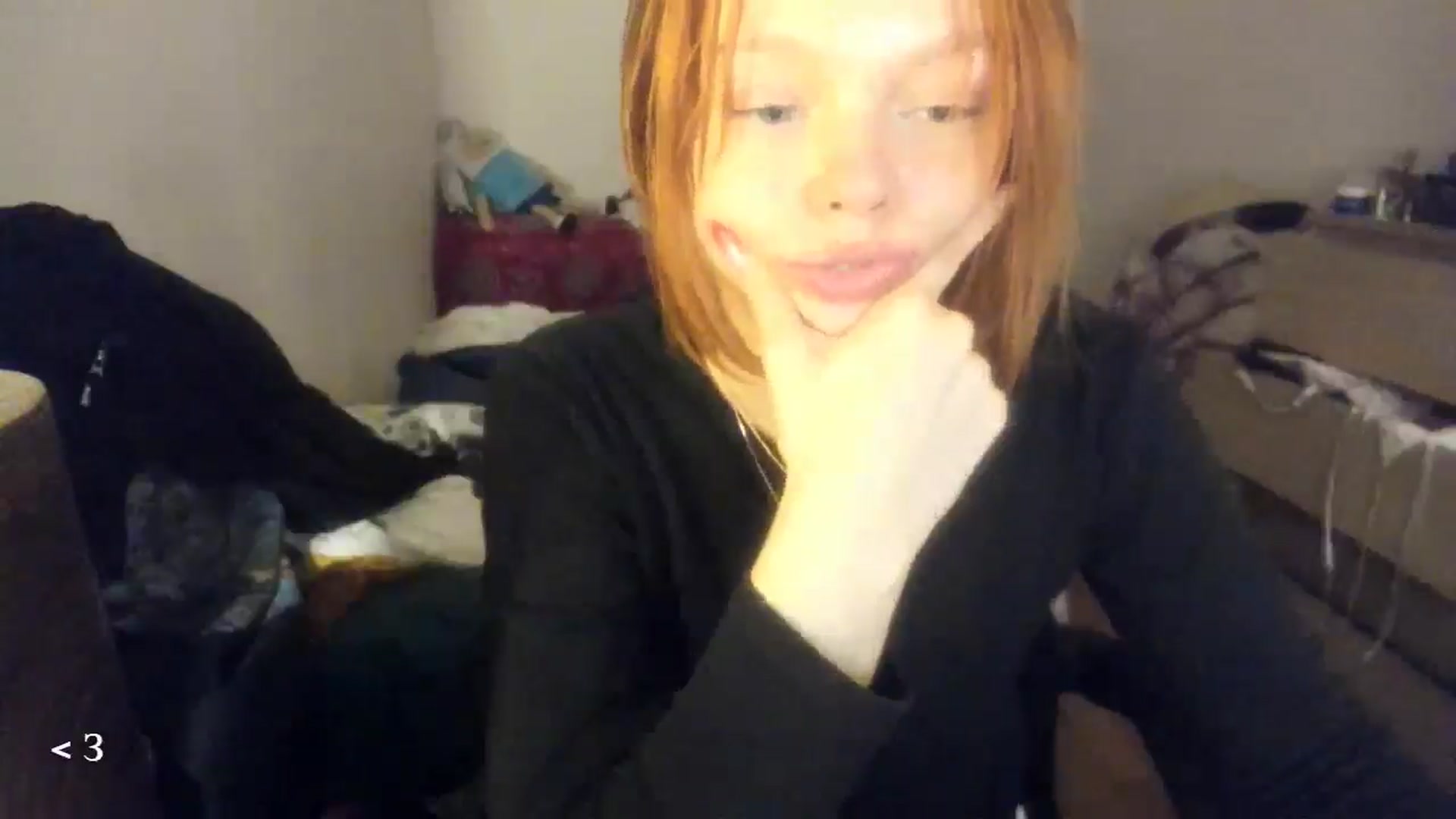 Gallery image thumbnail from greenzone's myfreecams stream on, 01/28/2025, 19:15 image 10 of 20