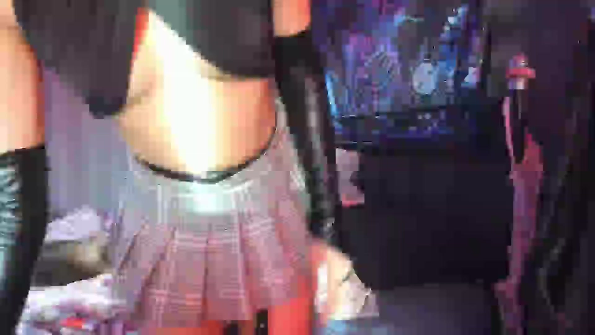 Gallery image thumbnail from greenzone's myfreecams stream on, 07/24/2025, 14:03 image 15 of 20