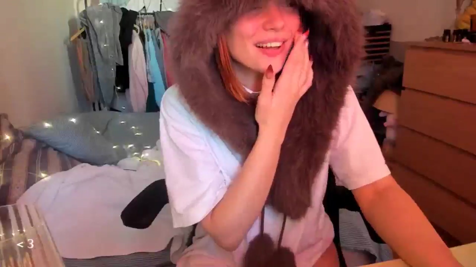 Gallery image thumbnail from greenzone's myfreecams stream on, 01/06/2026, 09:42 image 13 of 20