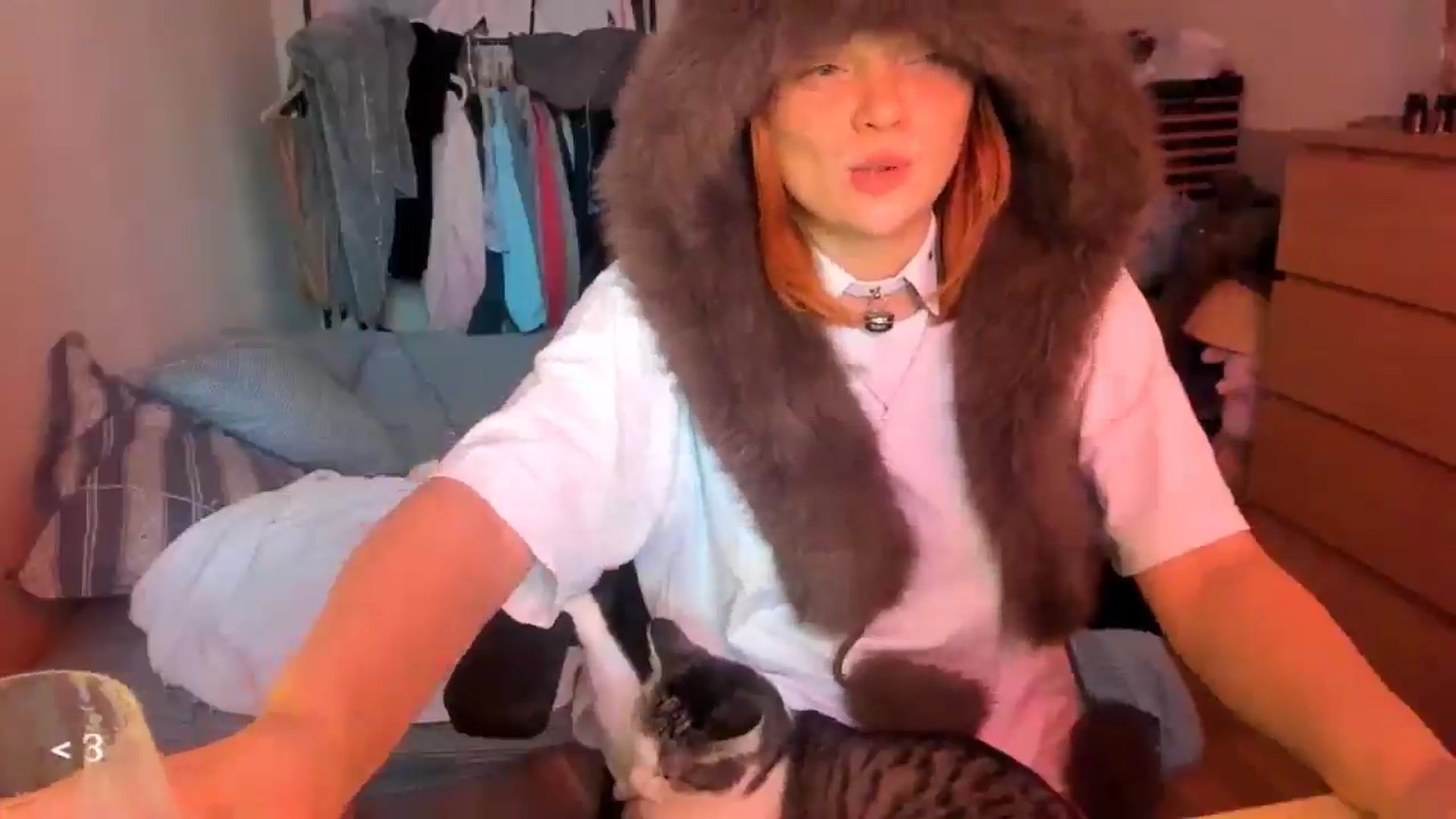 Gallery image thumbnail from greenzone's myfreecams stream on, 01/06/2026, 10:14 image 2 of 20