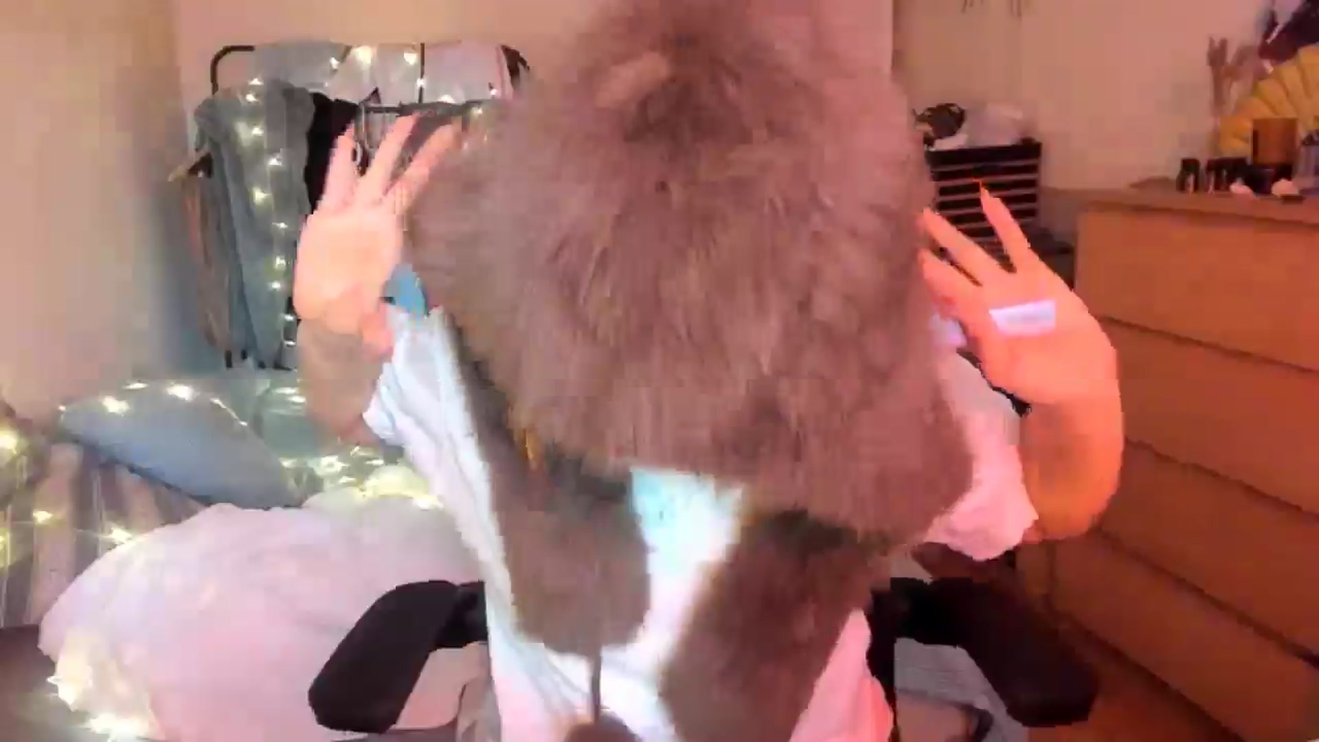 Gallery image thumbnail from greenzone's myfreecams stream on, 01/06/2026, 10:14 image 7 of 20