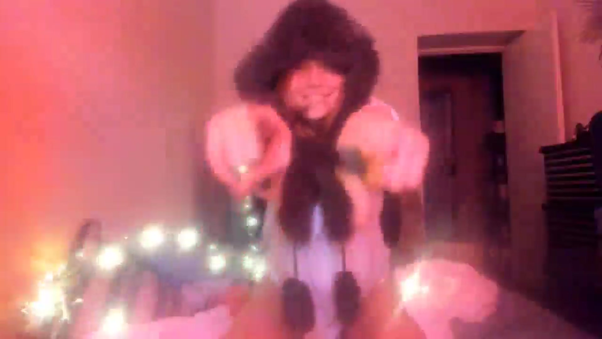 Gallery image thumbnail from greenzone's myfreecams stream on, 01/06/2026, 10:52 image 3 of 20