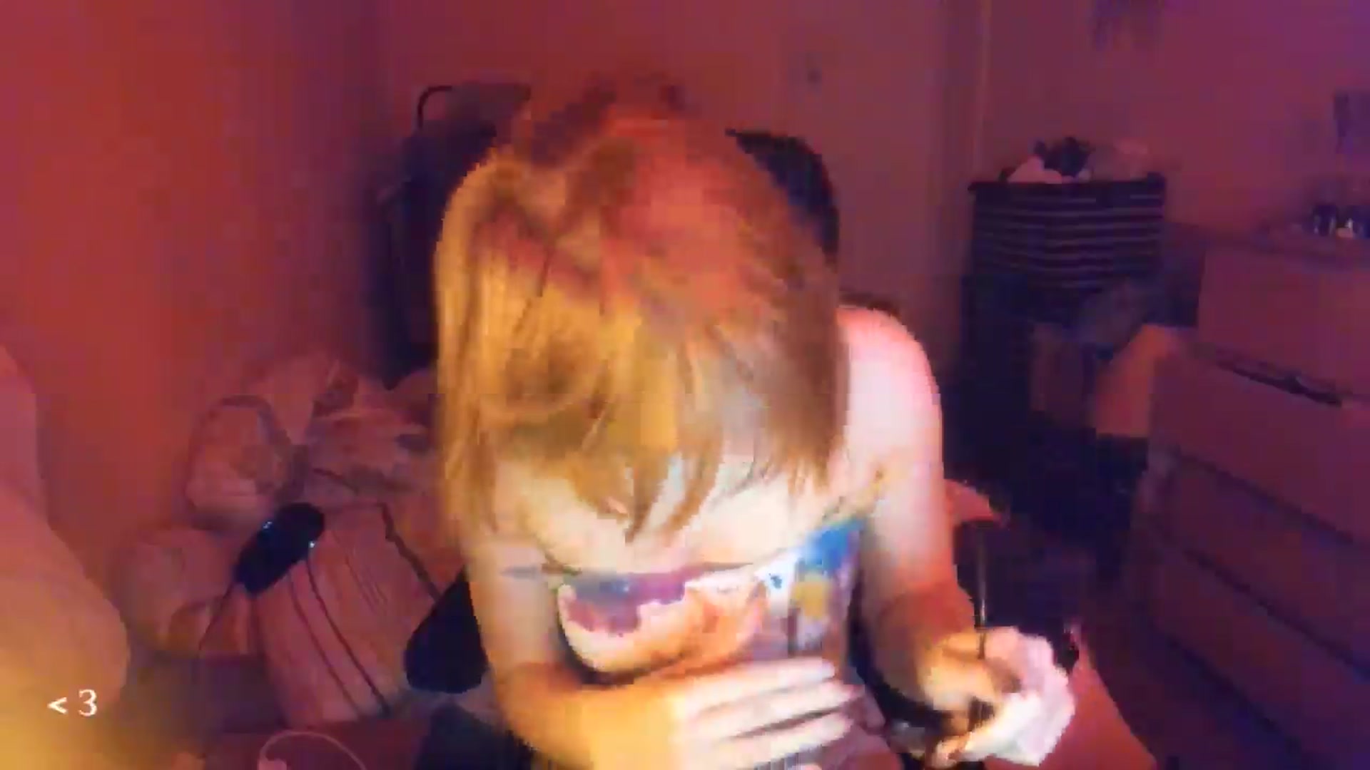 Gallery image thumbnail from greenzone's myfreecams stream on, 01/11/2026, 14:31 image 4 of 20