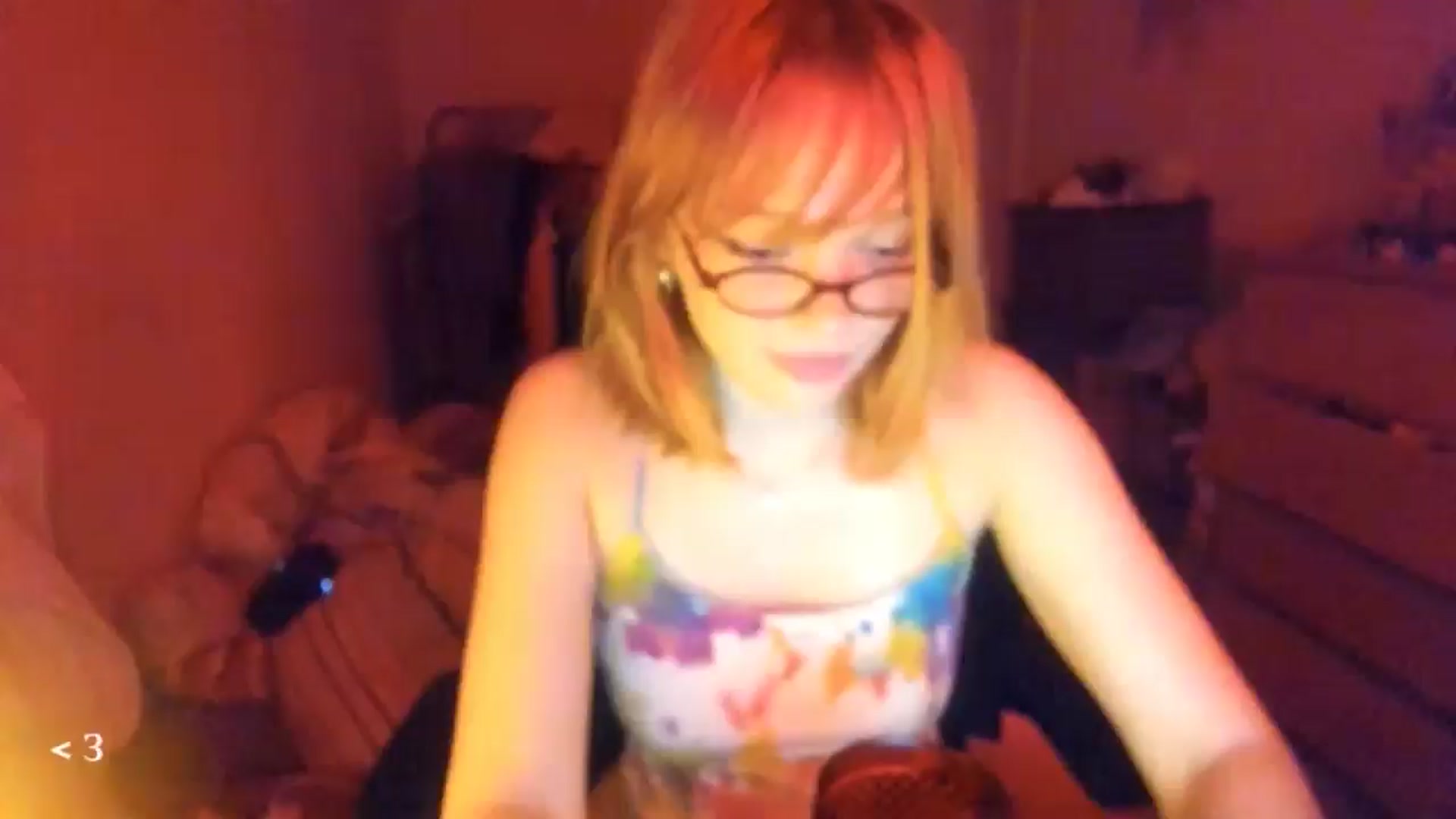Gallery image thumbnail from greenzone's myfreecams stream on, 01/11/2026, 15:54 image 1 of 20