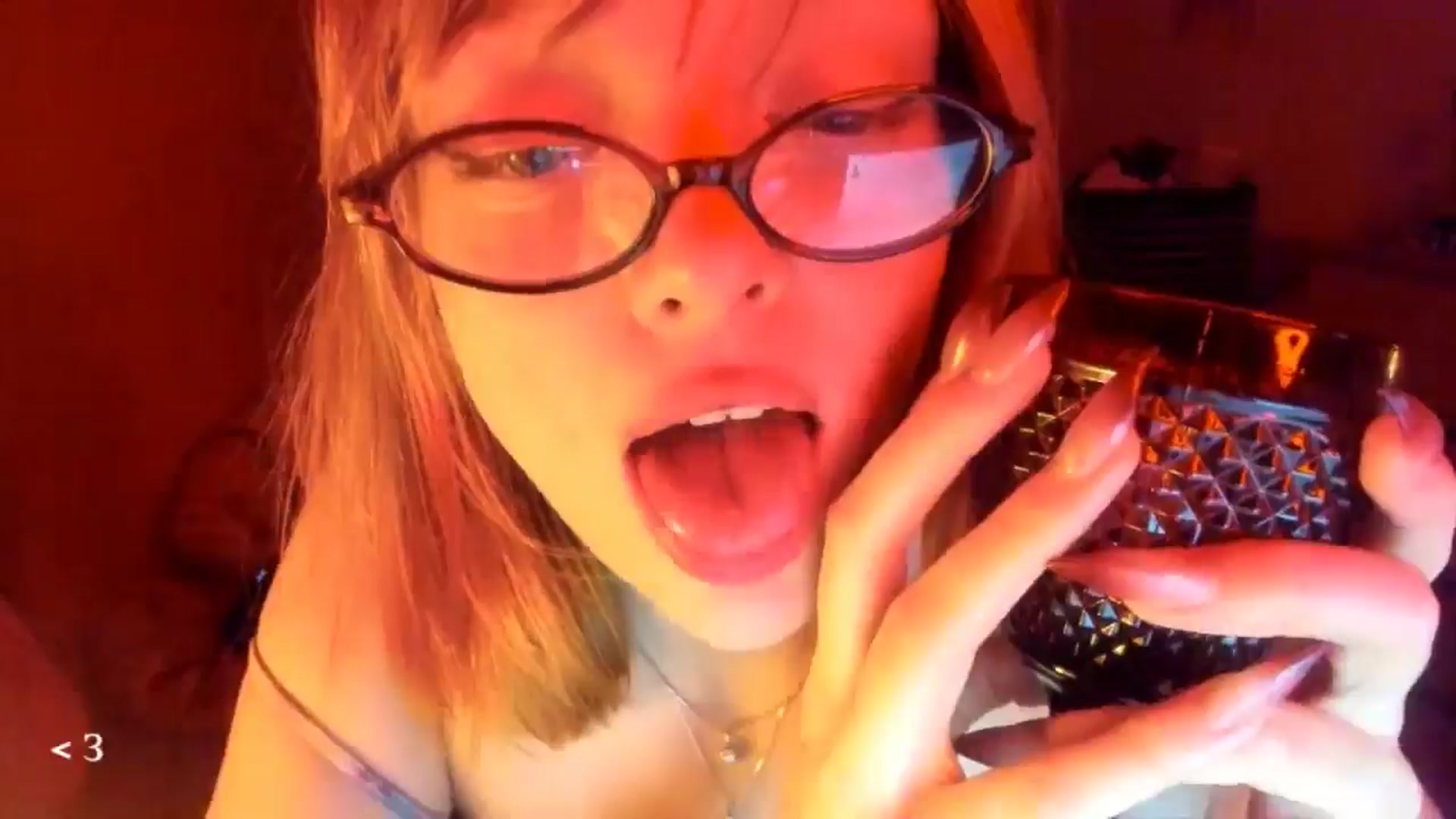 Gallery image thumbnail from greenzone's myfreecams stream on, 01/11/2026, 15:54 image 7 of 20