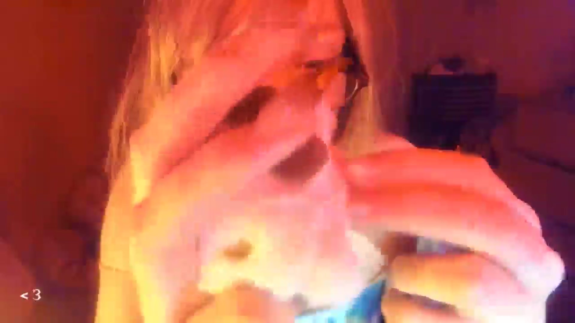 Gallery image thumbnail from greenzone's myfreecams stream on, 01/11/2026, 15:54 image 11 of 20