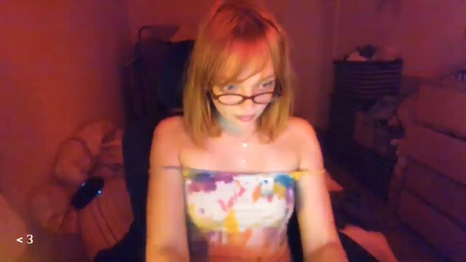 Gallery image thumbnail from greenzone's myfreecams stream on, 01/11/2026, 15:54 image 14 of 20