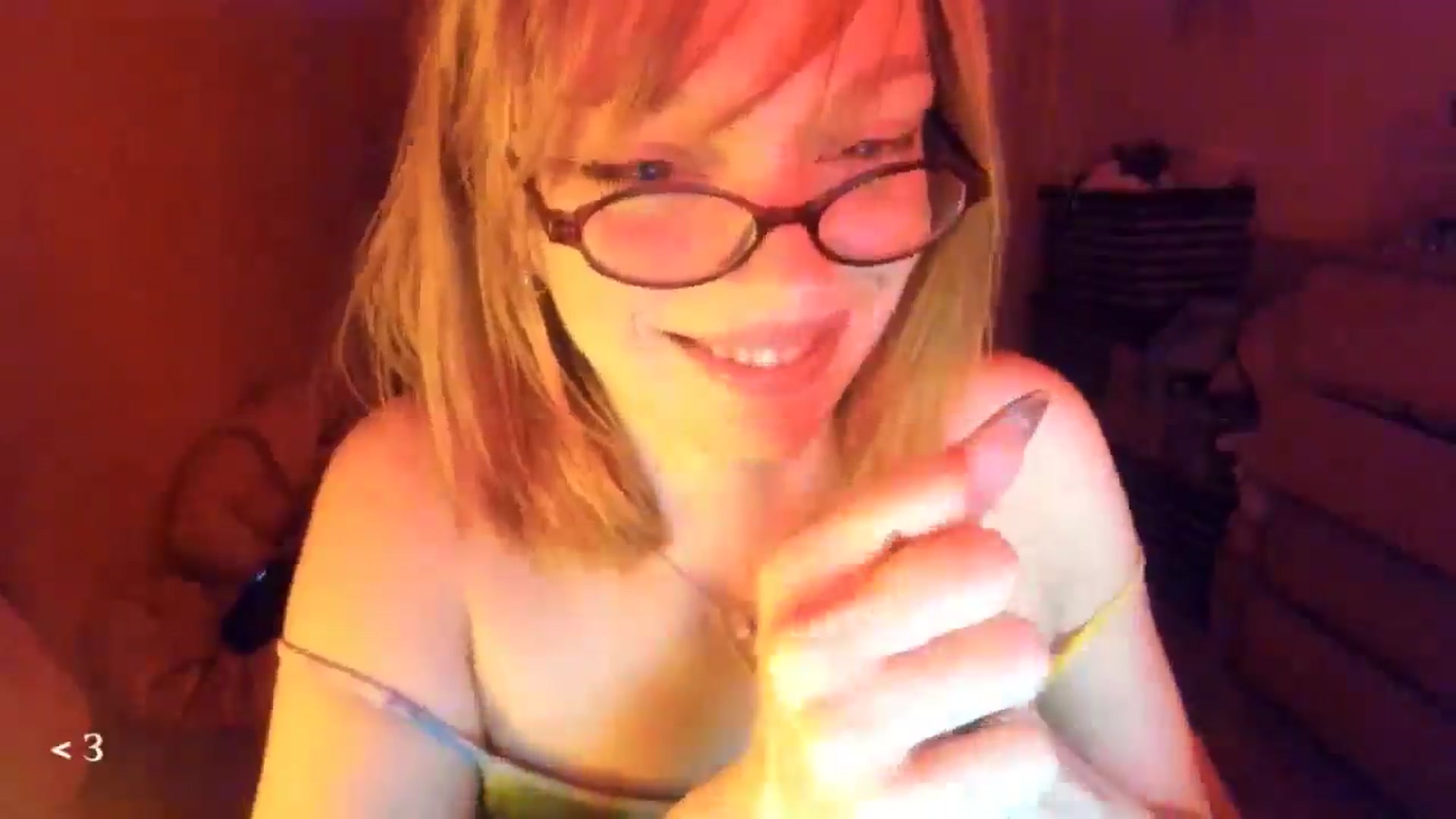 Gallery image thumbnail from greenzone's myfreecams stream on, 01/11/2026, 15:54 image 8 of 20