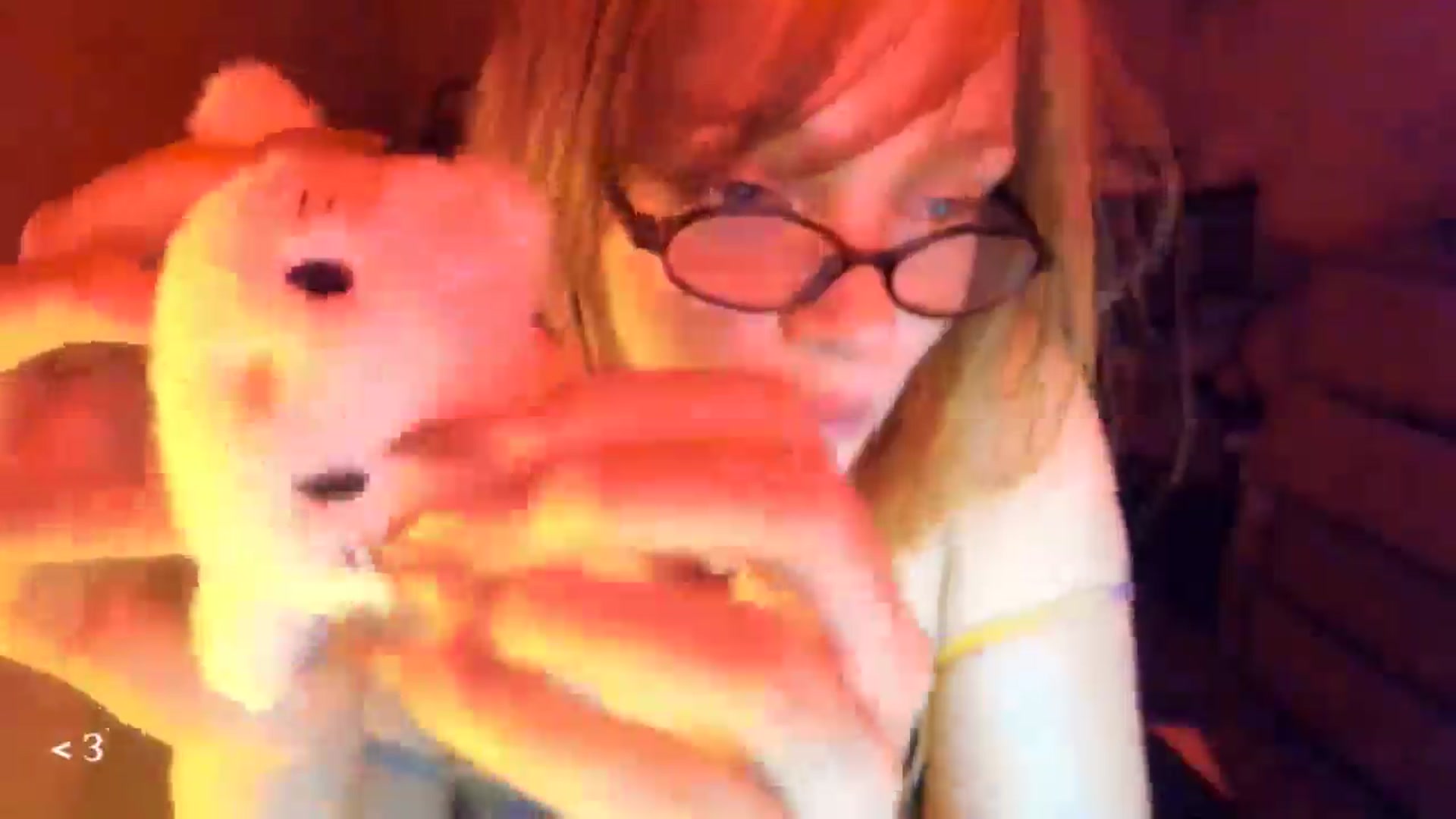 Gallery image thumbnail from greenzone's myfreecams stream on, 01/11/2026, 15:54 image 12 of 20