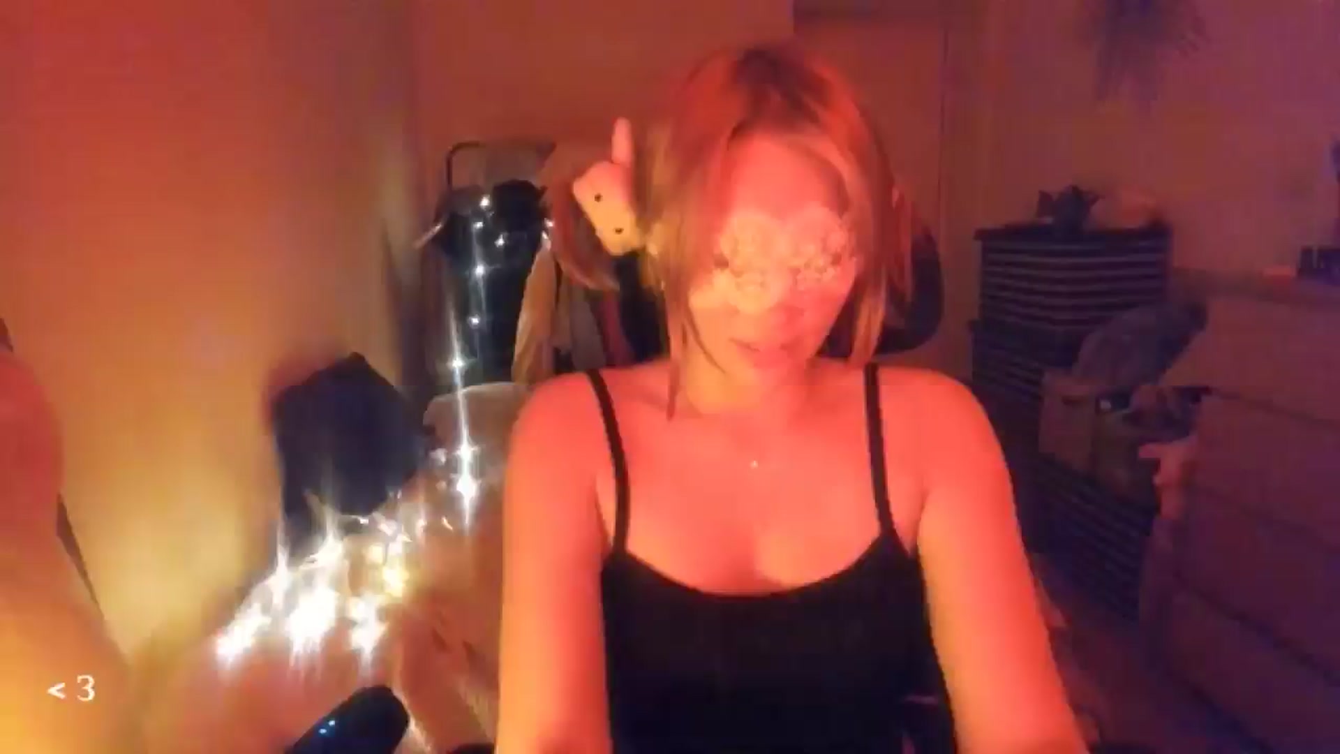Gallery image thumbnail from greenzone's myfreecams stream on, 01/15/2026, 16:48 image 1 of 20