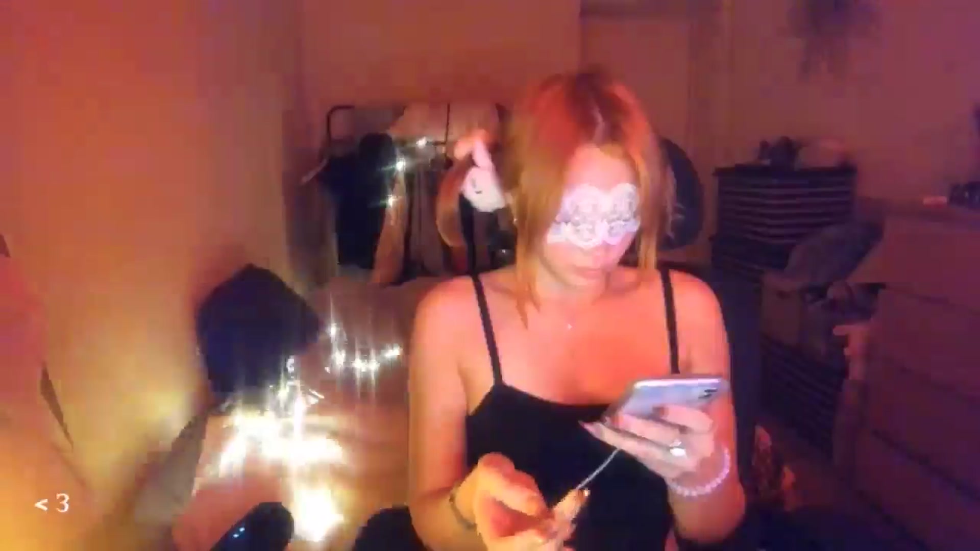 Gallery image thumbnail from greenzone's myfreecams stream on, 01/15/2026, 16:48 image 20 of 20