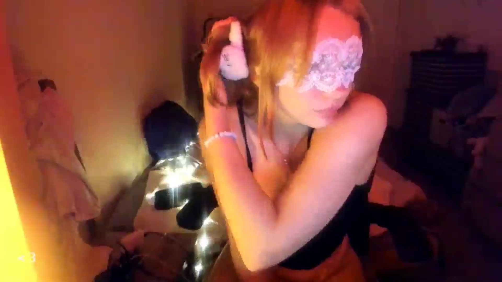 Gallery image thumbnail from greenzone's myfreecams stream on, 01/15/2026, 19:05 image 10 of 20