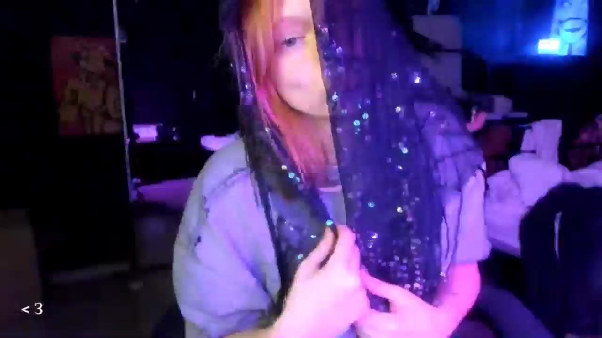 Gallery image thumbnail from greenzone's myfreecams stream on, 01/26/2026, 17:43 image 9 of 20