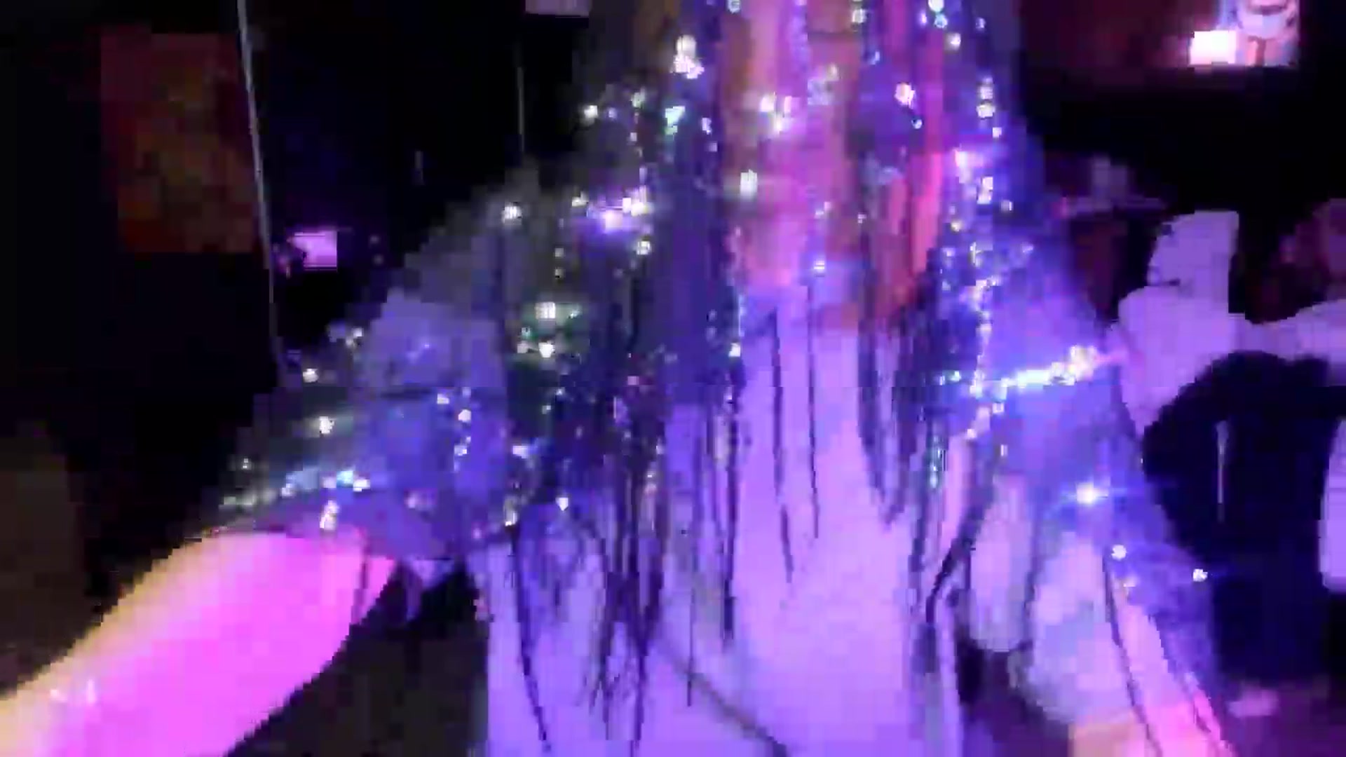 Gallery image thumbnail from greenzone's myfreecams stream on, 01/26/2026, 17:43 image 13 of 20