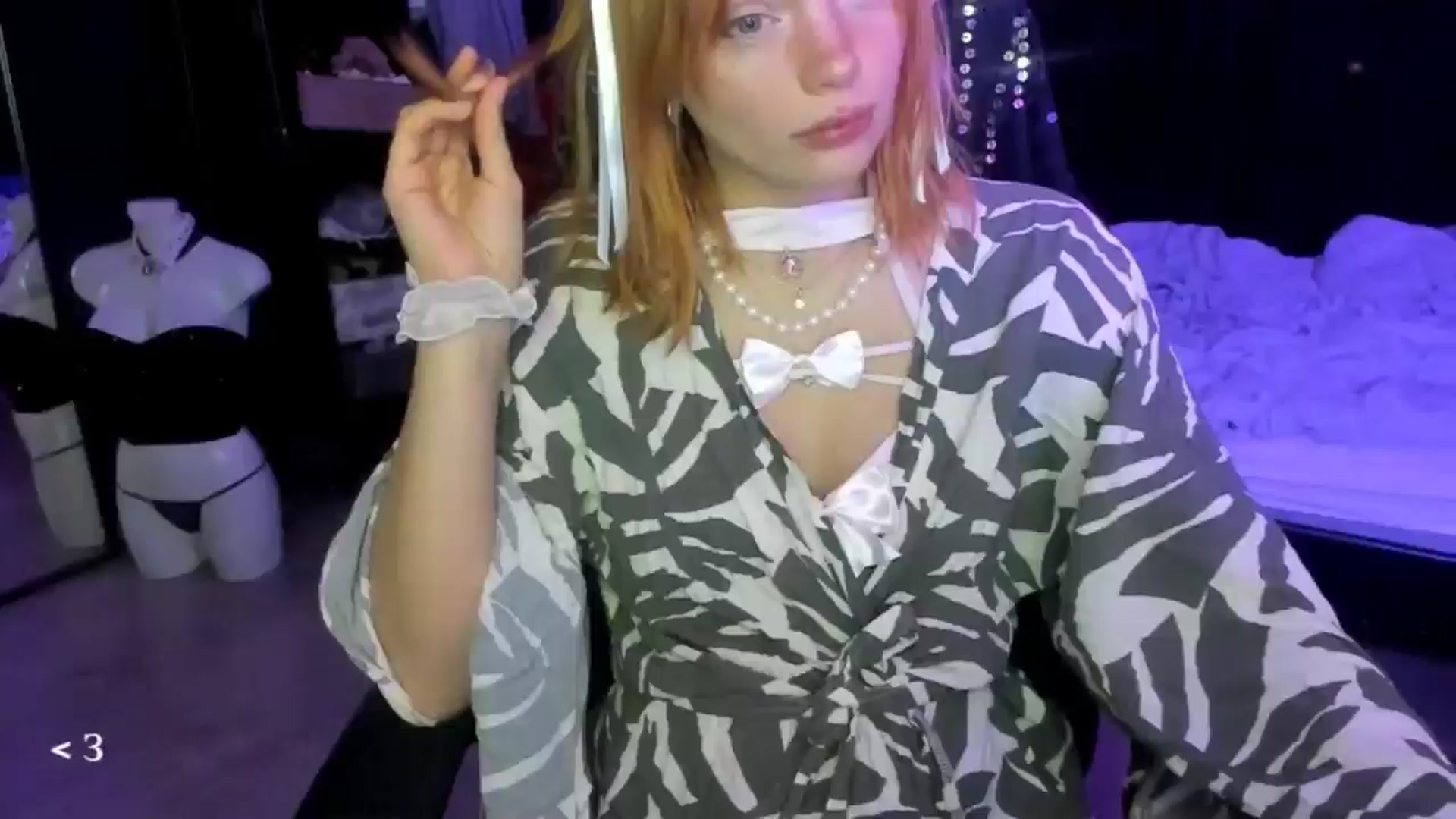 Gallery image thumbnail from greenzone's myfreecams stream on, 01/28/2026, 14:23 image 5 of 20