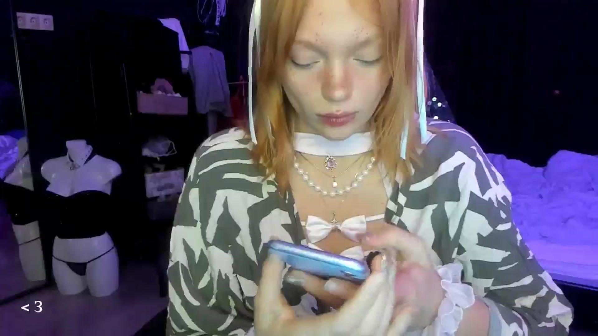 Gallery image thumbnail from greenzone's myfreecams stream on, 01/28/2026, 14:23 image 9 of 20