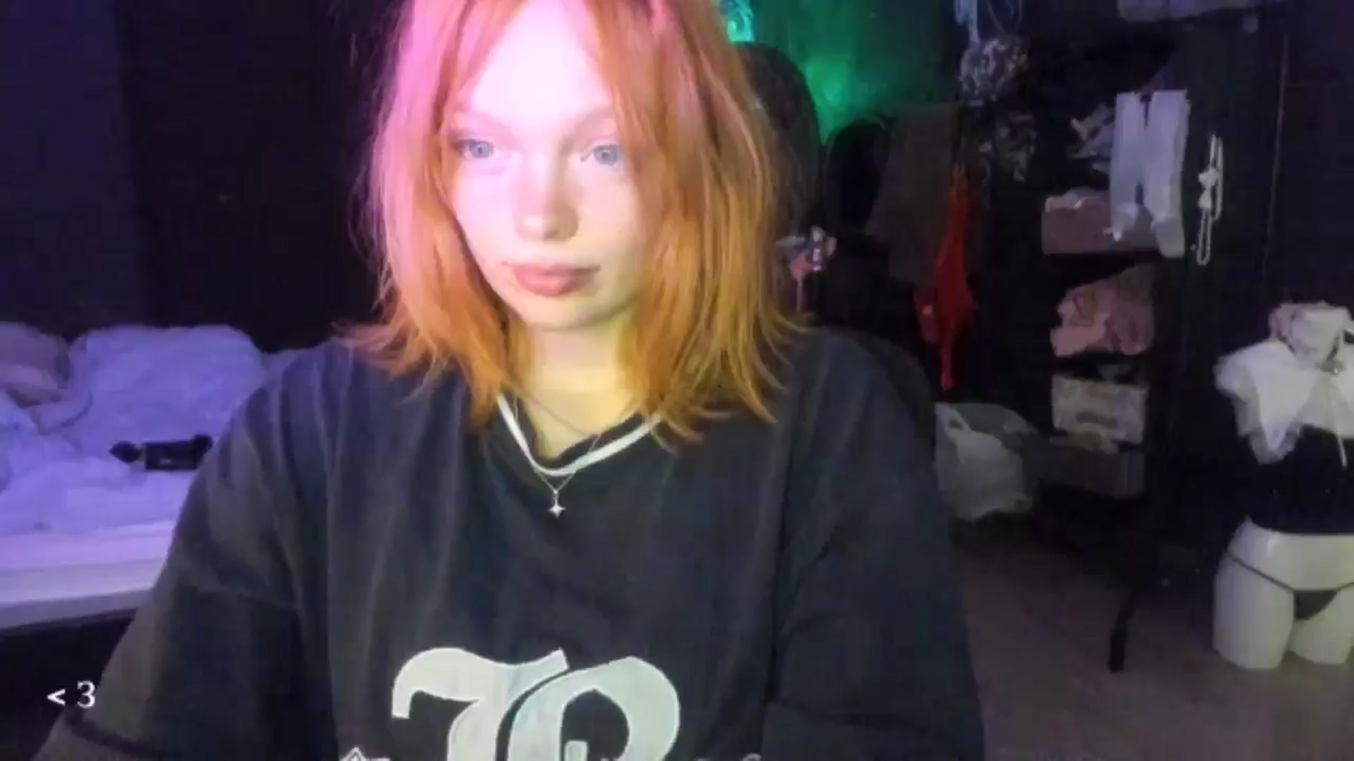 Gallery image thumbnail from greenzone's myfreecams stream on, 01/29/2026, 14:44 image 5 of 20