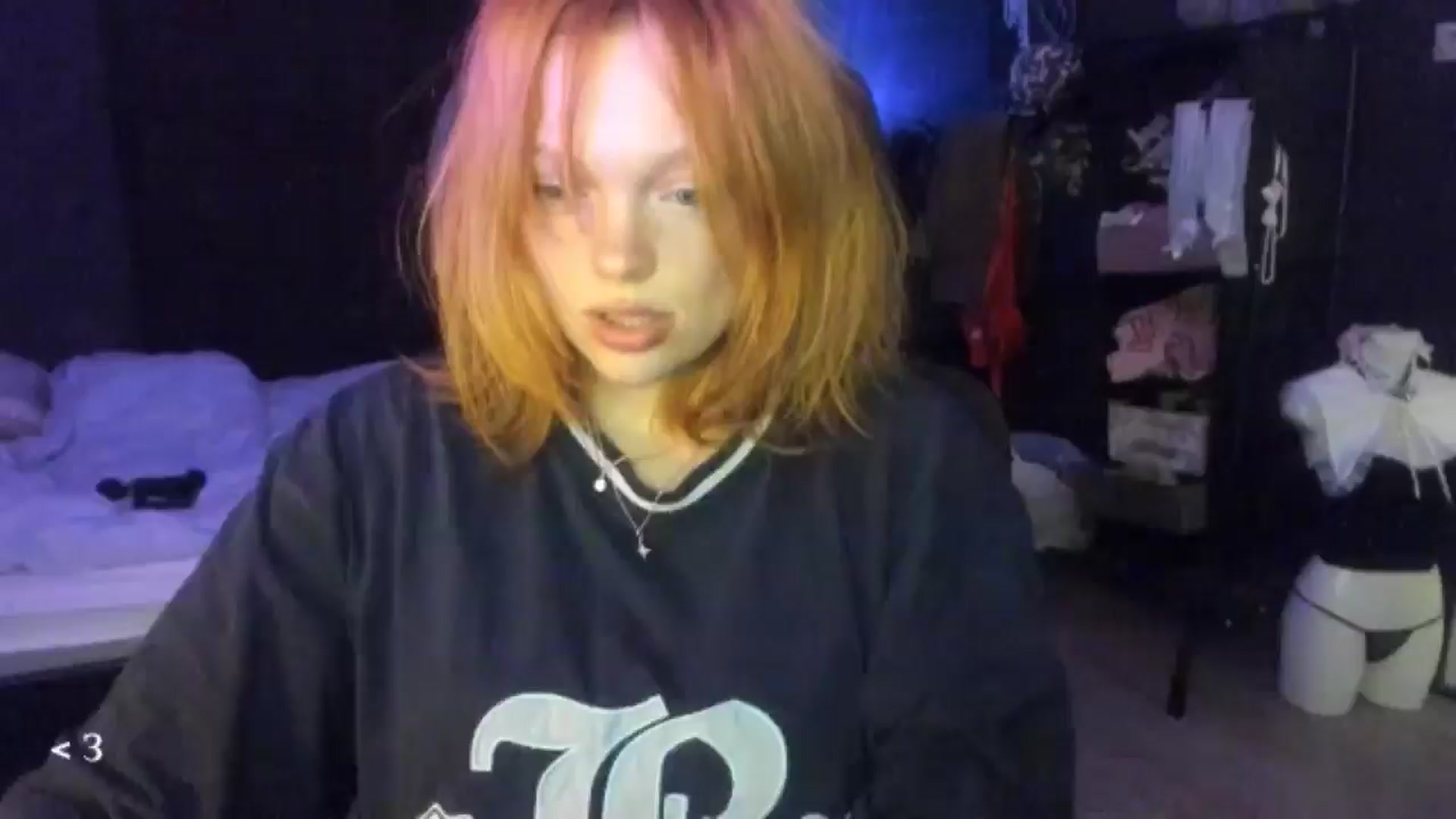 Gallery image thumbnail from greenzone's myfreecams stream on, 01/29/2026, 14:44 image 12 of 20