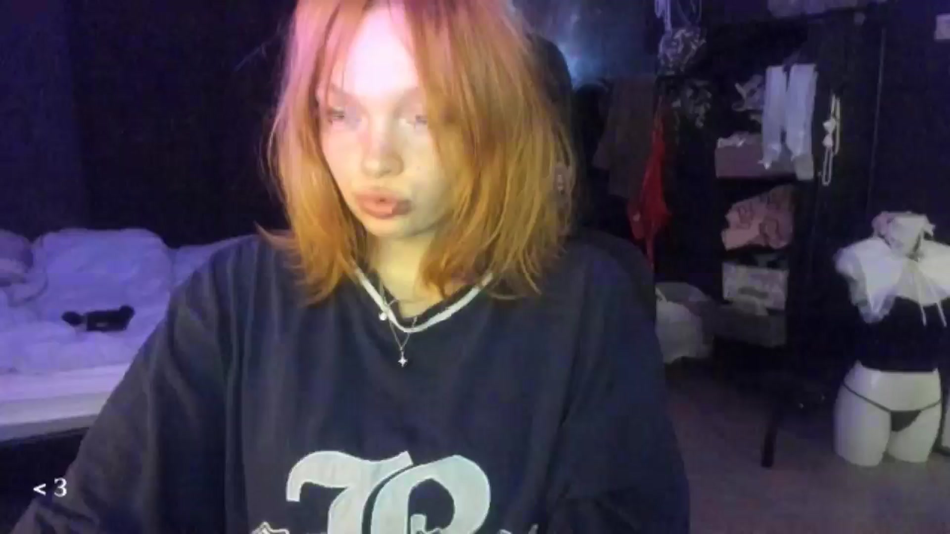 Gallery image thumbnail from greenzone's myfreecams stream on, 01/29/2026, 14:44 image 19 of 20