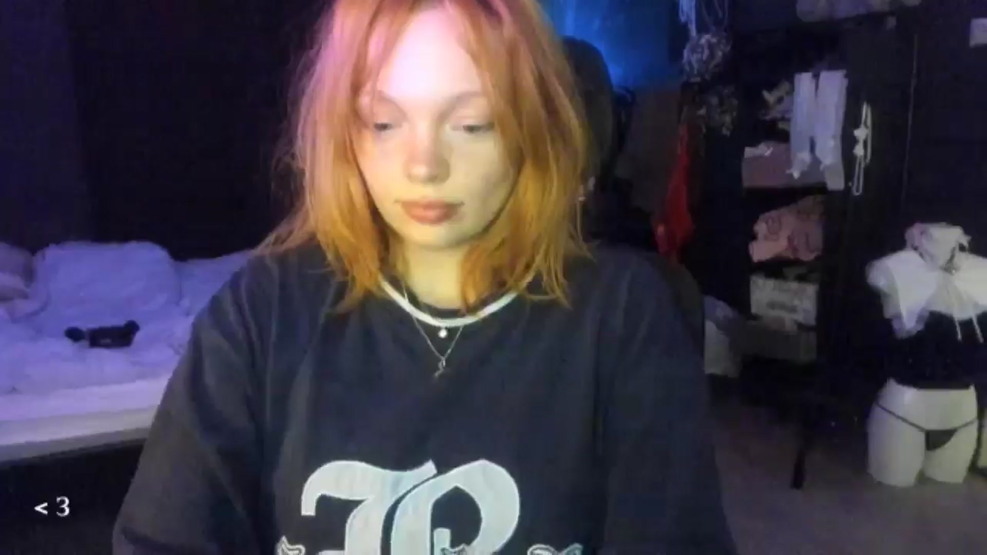 Gallery image thumbnail from greenzone's myfreecams stream on, 01/29/2026, 14:44 image 7 of 20