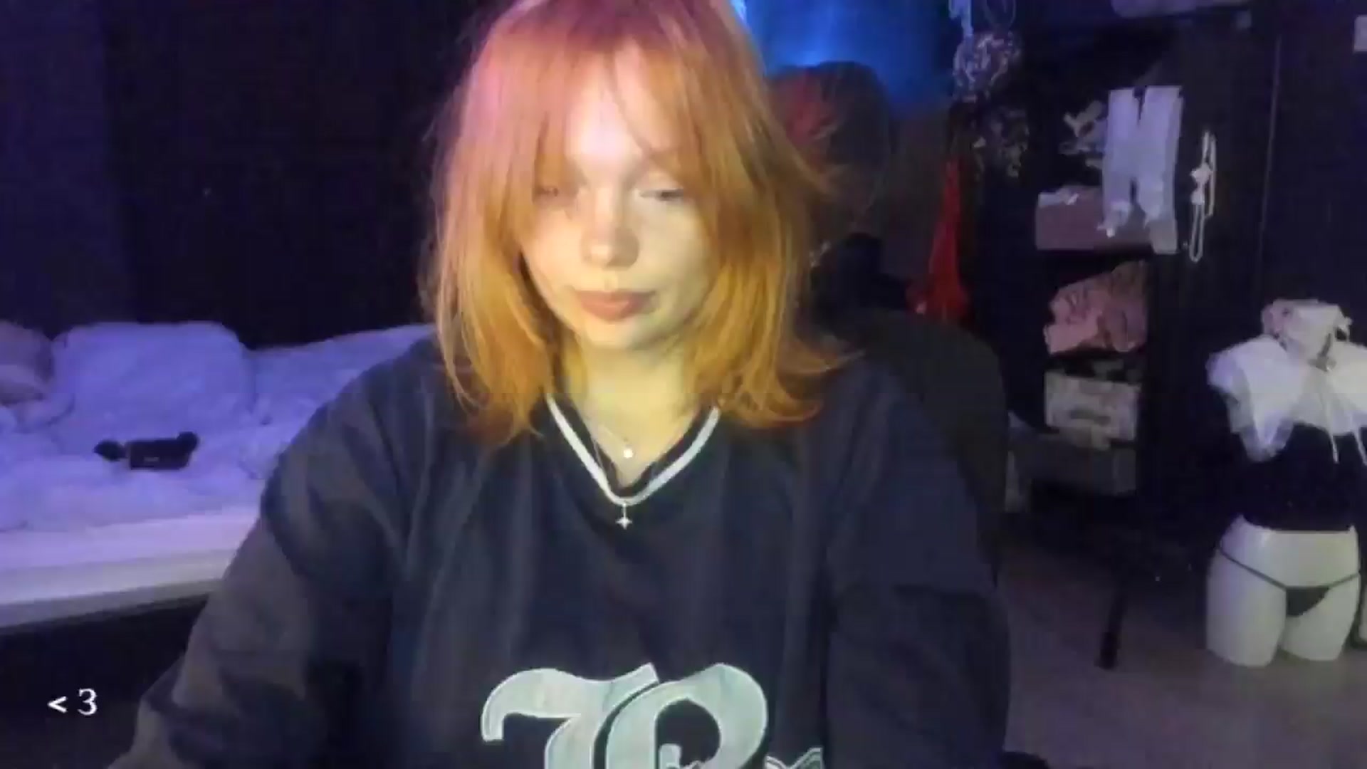 Gallery image thumbnail from greenzone's myfreecams stream on, 01/29/2026, 15:05 image 18 of 20