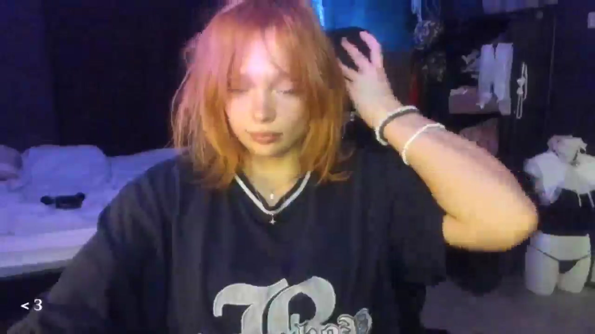 Gallery image thumbnail from greenzone's myfreecams stream on, 01/29/2026, 15:05 image 13 of 20