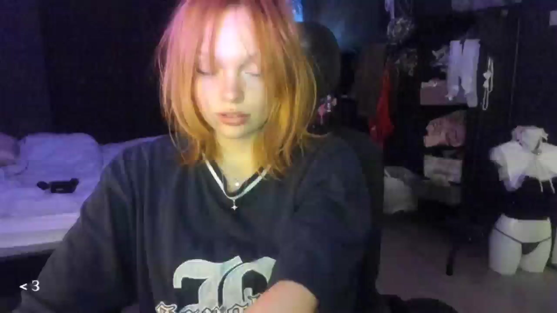 Gallery image thumbnail from greenzone's myfreecams stream on, 01/29/2026, 15:05 image 1 of 20