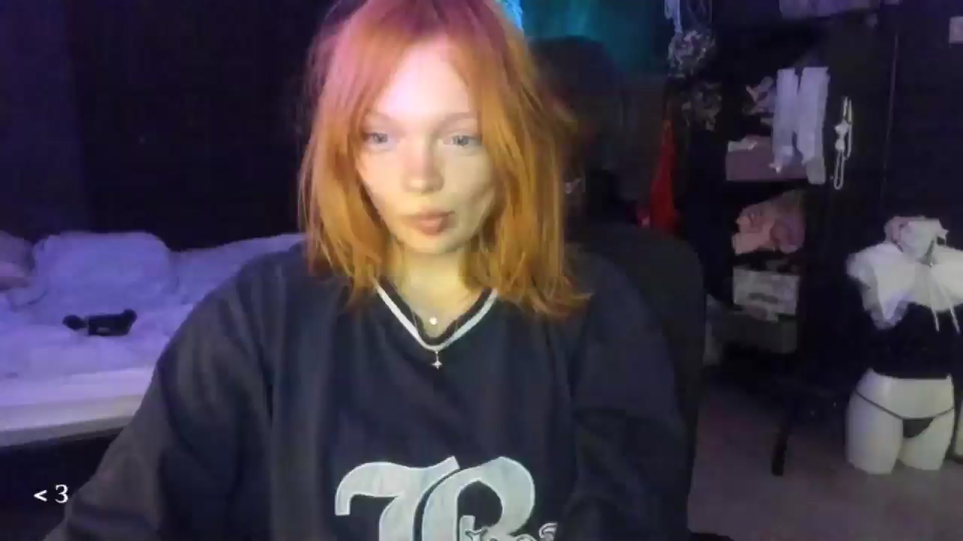 Gallery image thumbnail from greenzone's myfreecams stream on, 01/29/2026, 15:05 image 9 of 20