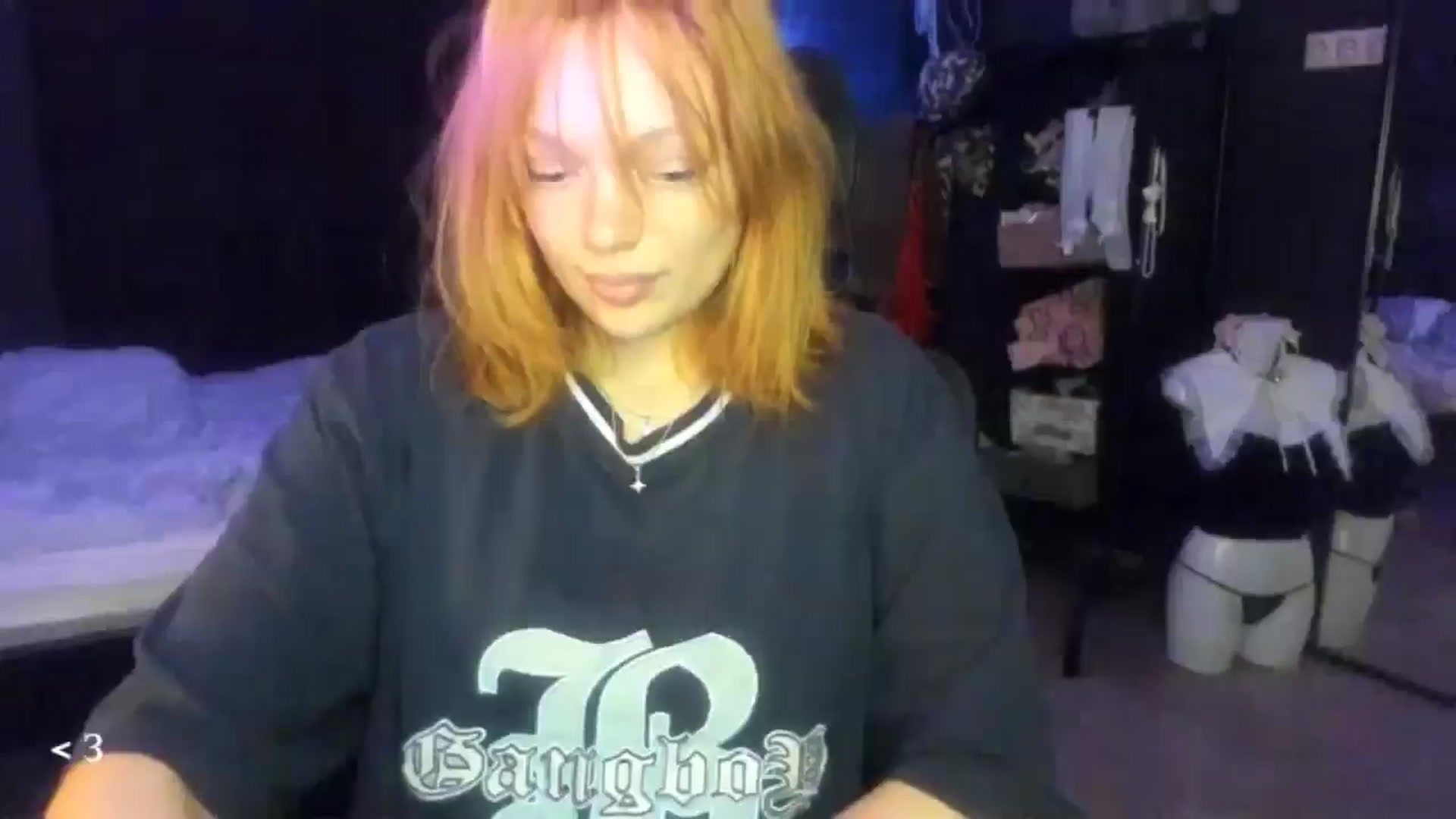 Gallery image thumbnail from greenzone's myfreecams stream on, 01/29/2026, 18:22 image 16 of 20
