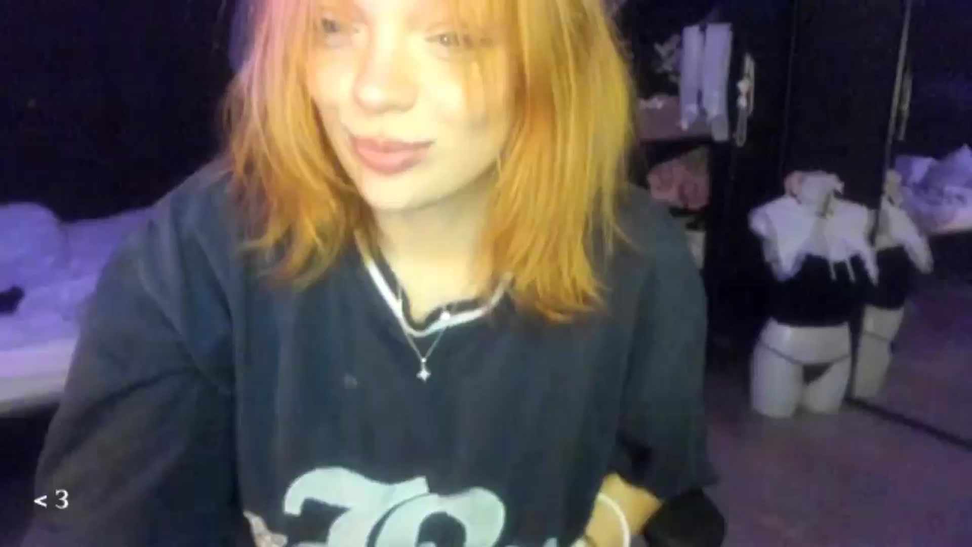 Gallery image thumbnail from greenzone's myfreecams stream on, 01/29/2026, 18:22 image 11 of 20