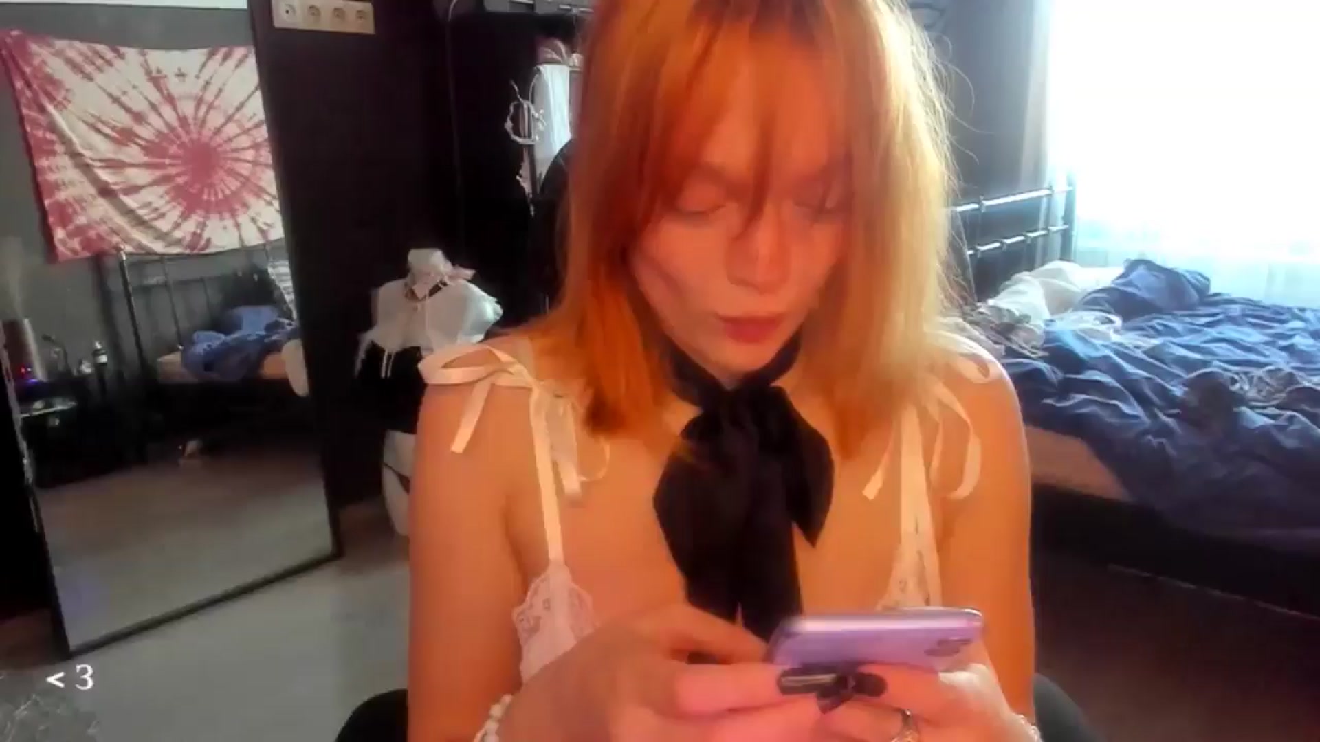 Gallery image thumbnail from greenzone's myfreecams stream on, 02/12/2026, 06:28 image 4 of 20