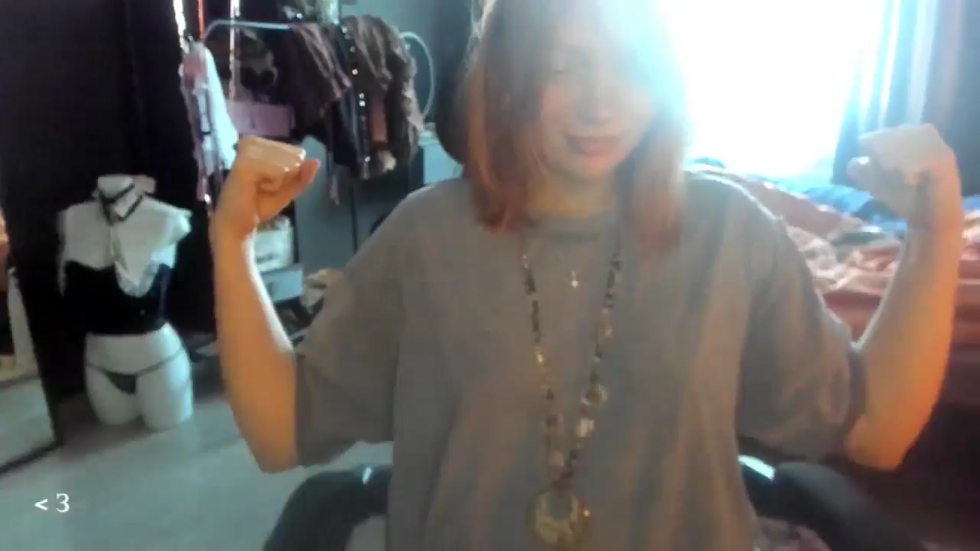 Gallery image thumbnail from greenzone's myfreecams stream on, 03/06/2026, 04:51 image 17 of 20
