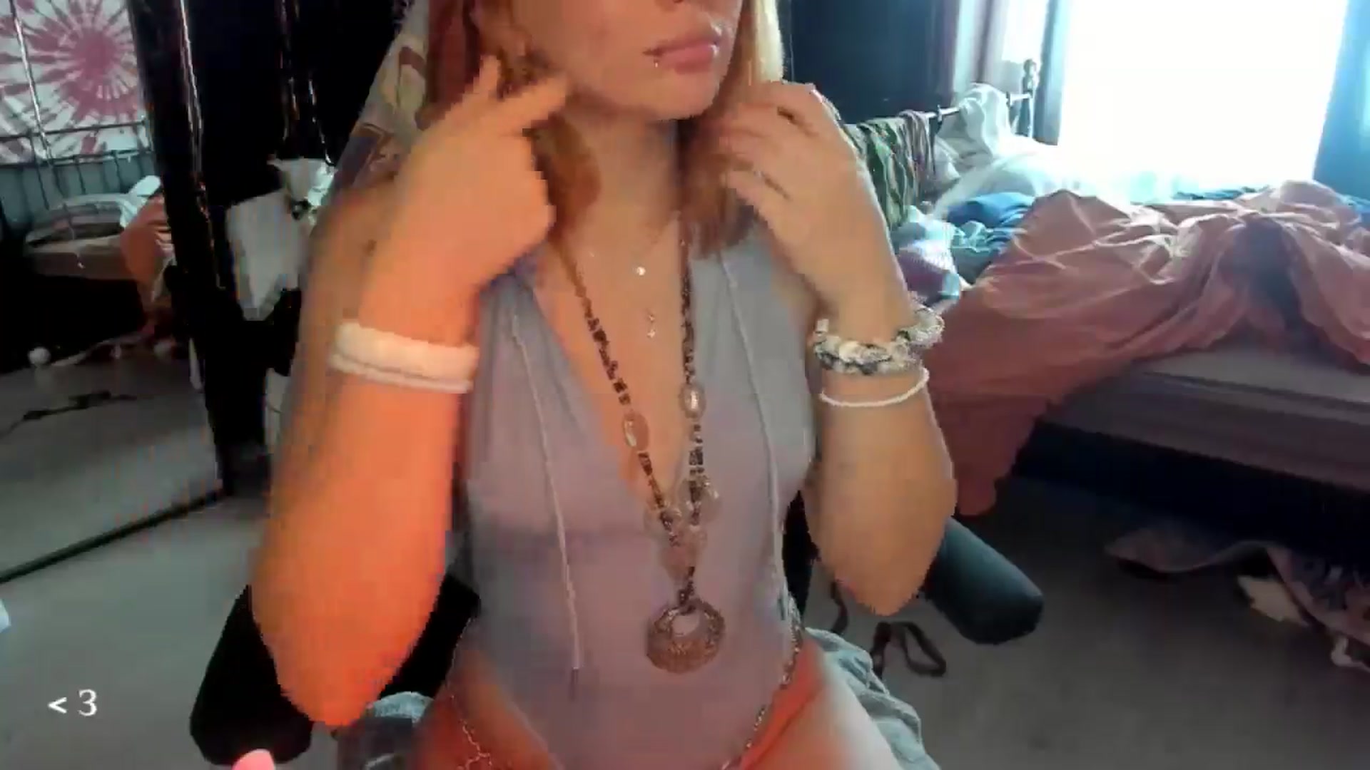 Gallery image thumbnail from greenzone's myfreecams stream on, 03/23/2026, 05:21 image 12 of 20