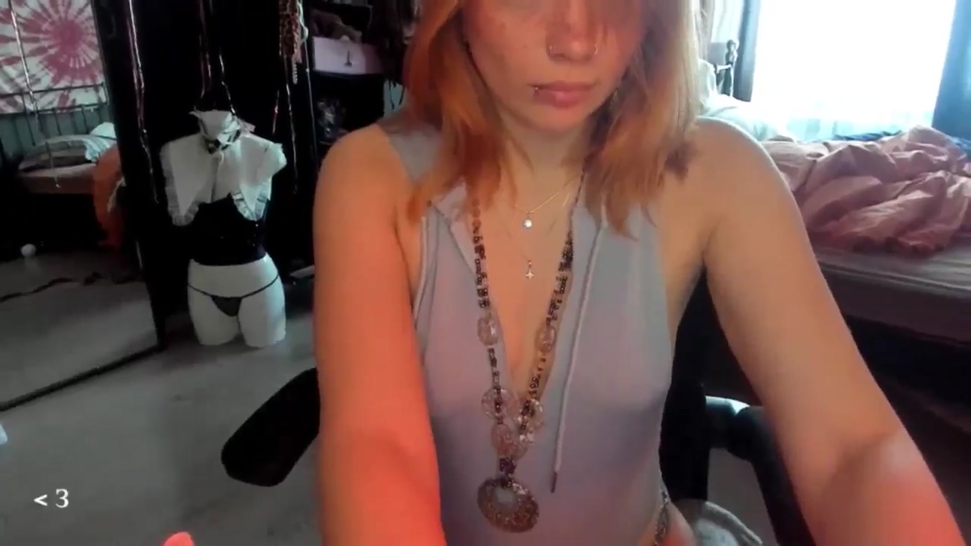 Gallery image thumbnail from greenzone's myfreecams stream on, 03/23/2026, 05:21 image 19 of 20