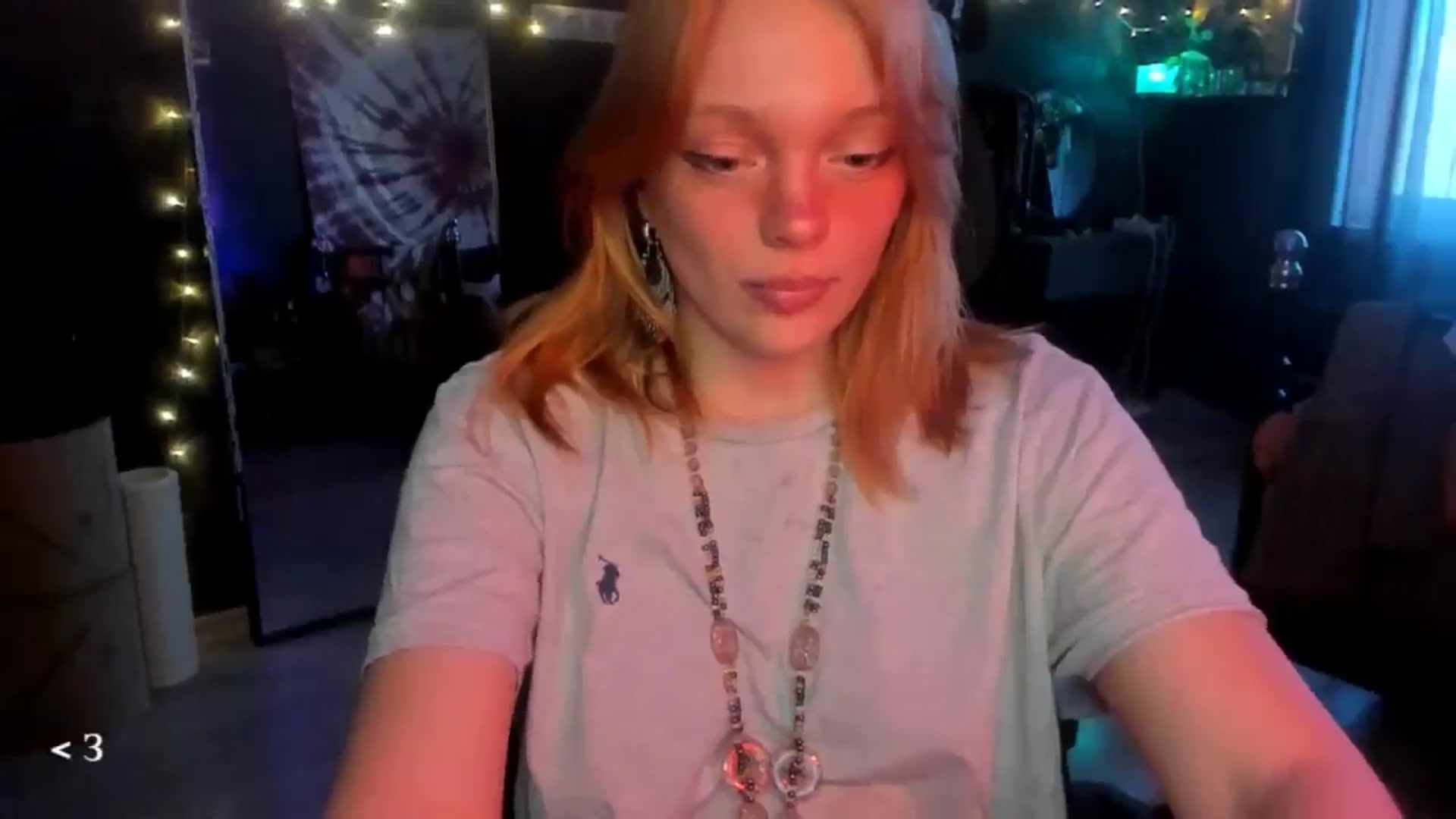 Gallery image thumbnail from greenzone's myfreecams stream on, 04/12/2026, 05:11 image 8 of 20