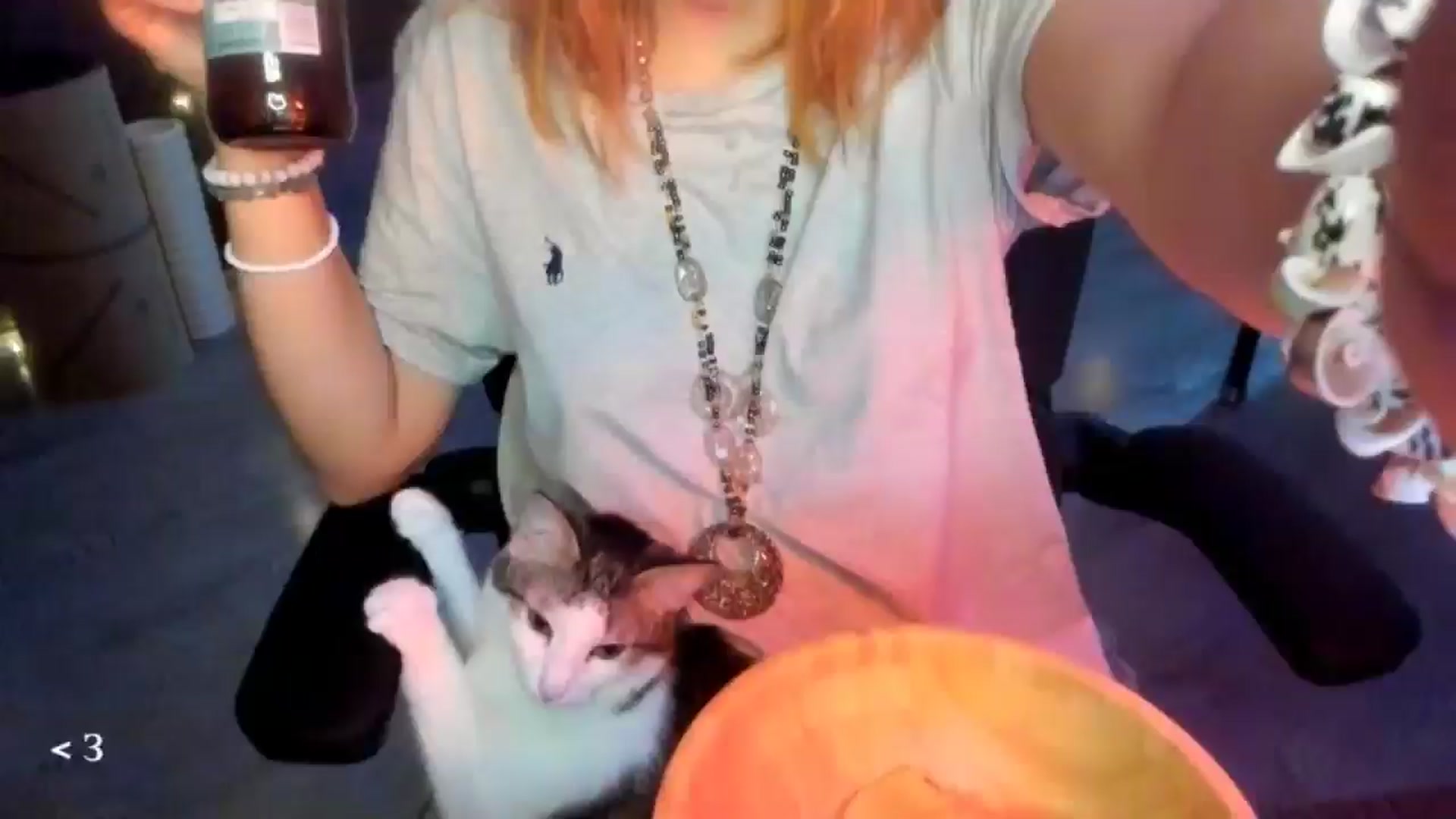 Gallery image thumbnail from greenzone's myfreecams stream on, 04/12/2026, 05:11 image 1 of 20