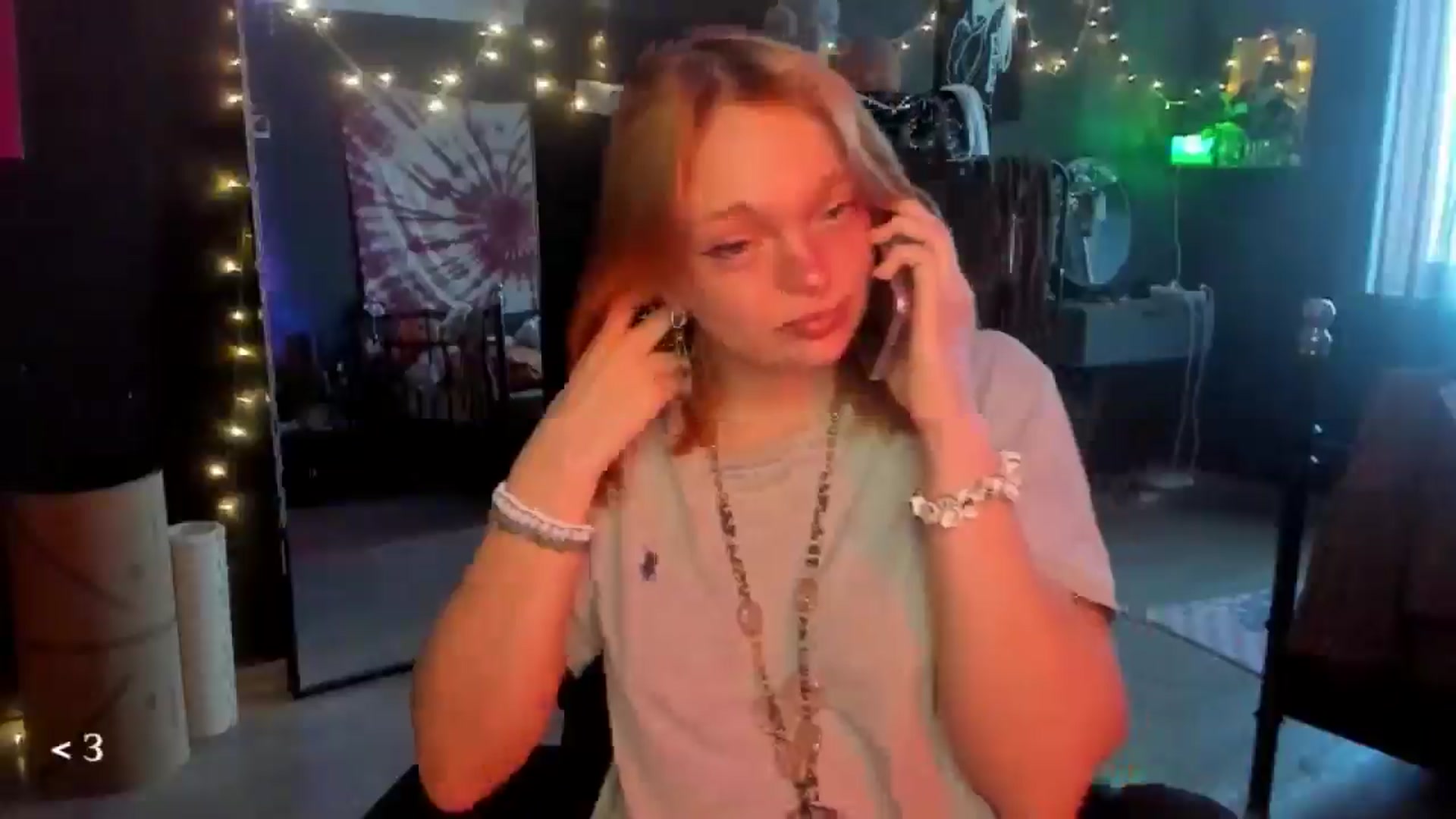 Gallery image thumbnail from greenzone's myfreecams stream on, 04/12/2026, 06:41 image 3 of 20
