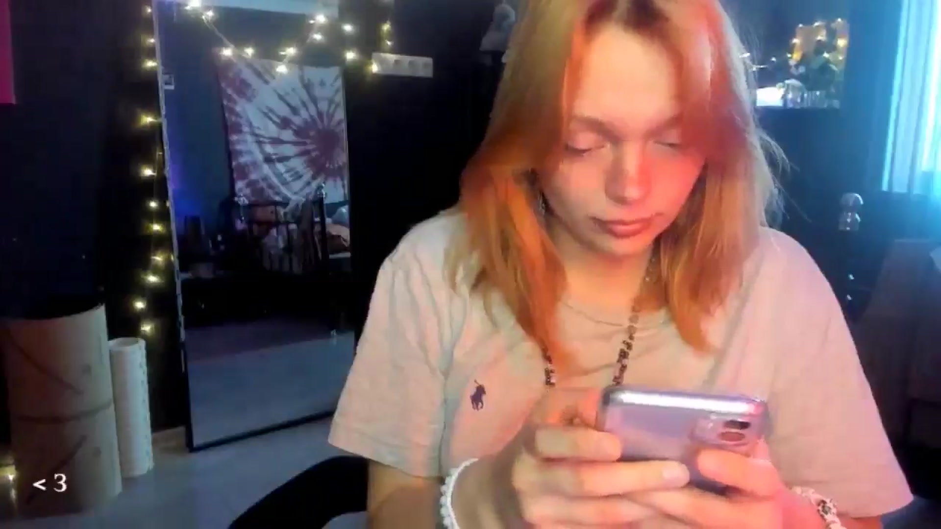 Gallery image thumbnail from greenzone's myfreecams stream on, 04/12/2026, 06:41 image 14 of 20